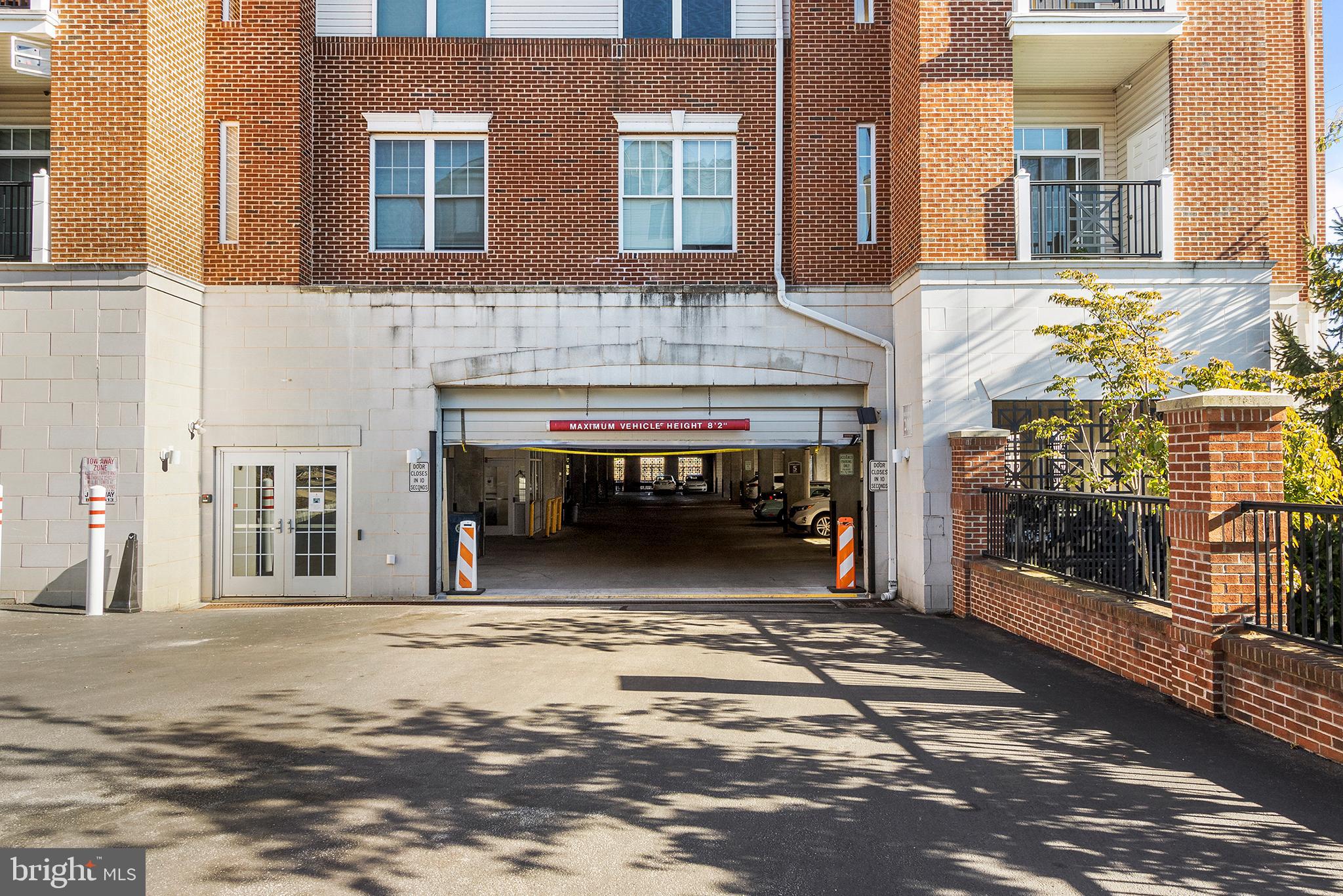 THE GRANDE AT RIVERVIEW - Residential Lease