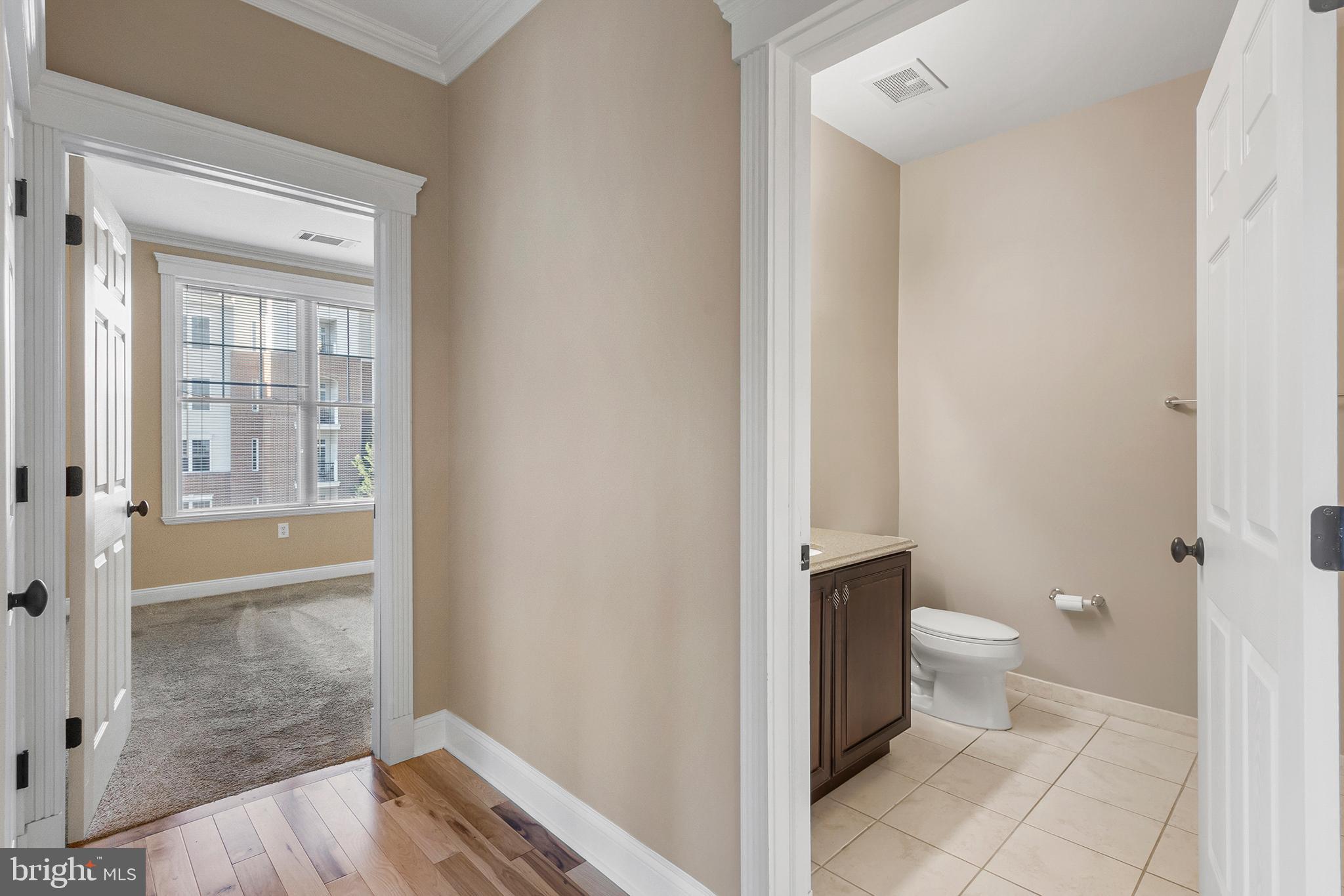THE GRANDE AT RIVERVIEW - Residential Lease