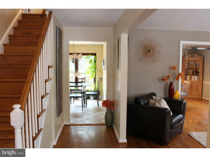 OLD OAKS - Residential