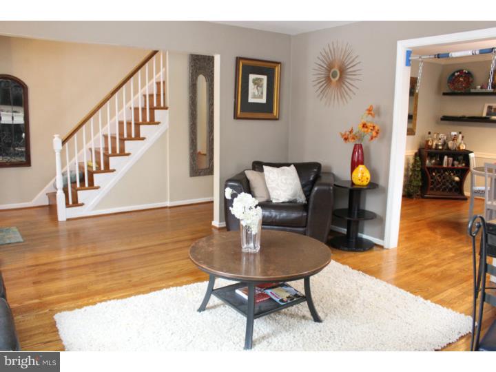 OLD OAKS - Residential