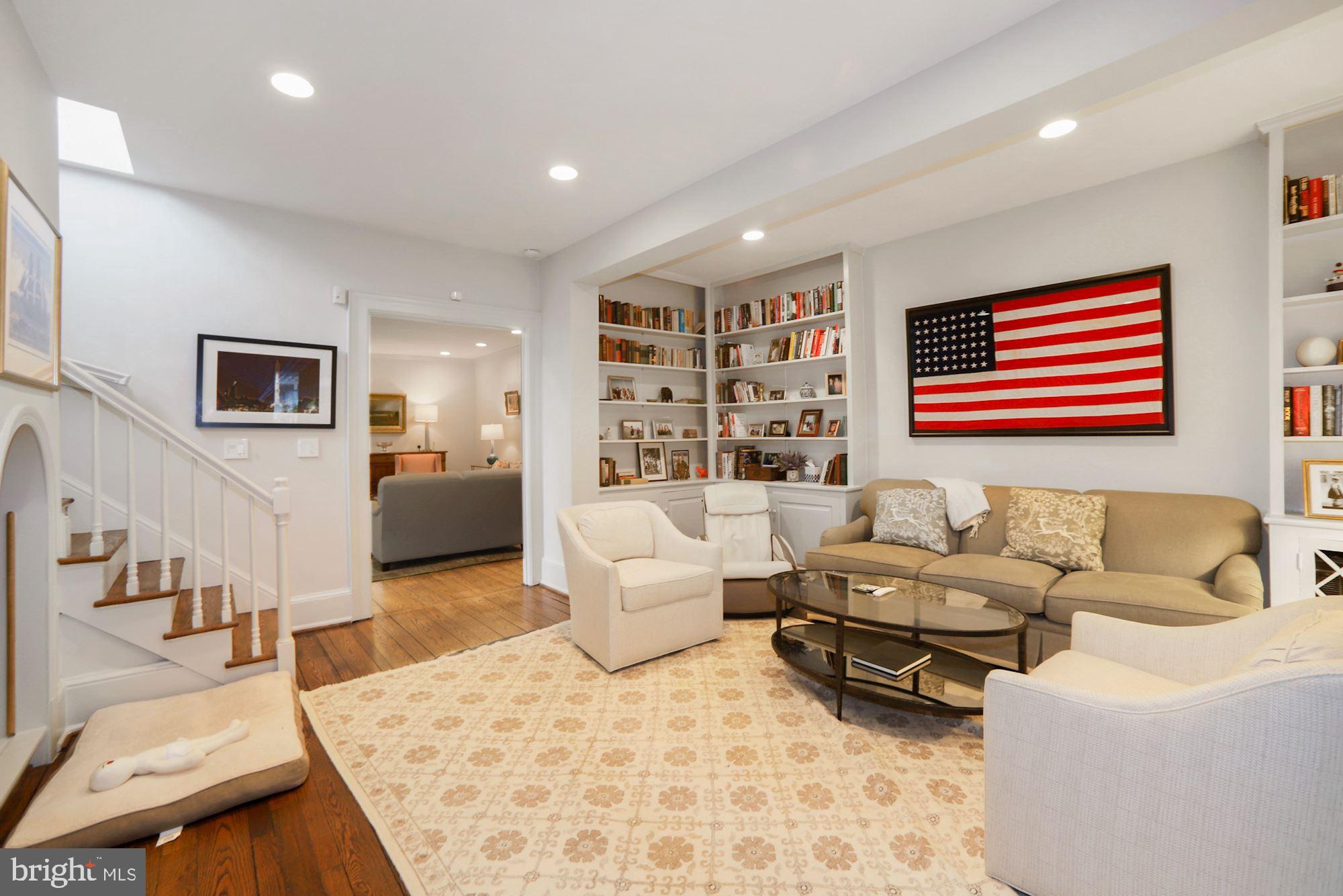 GEORGETOWN - Residential