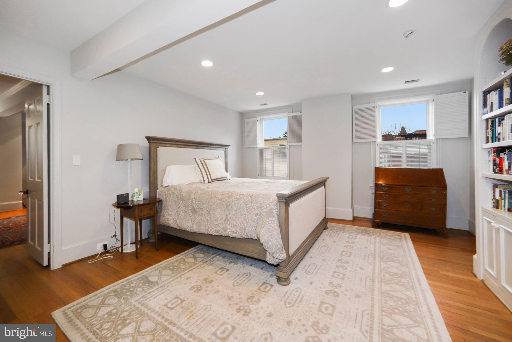 GEORGETOWN - Residential