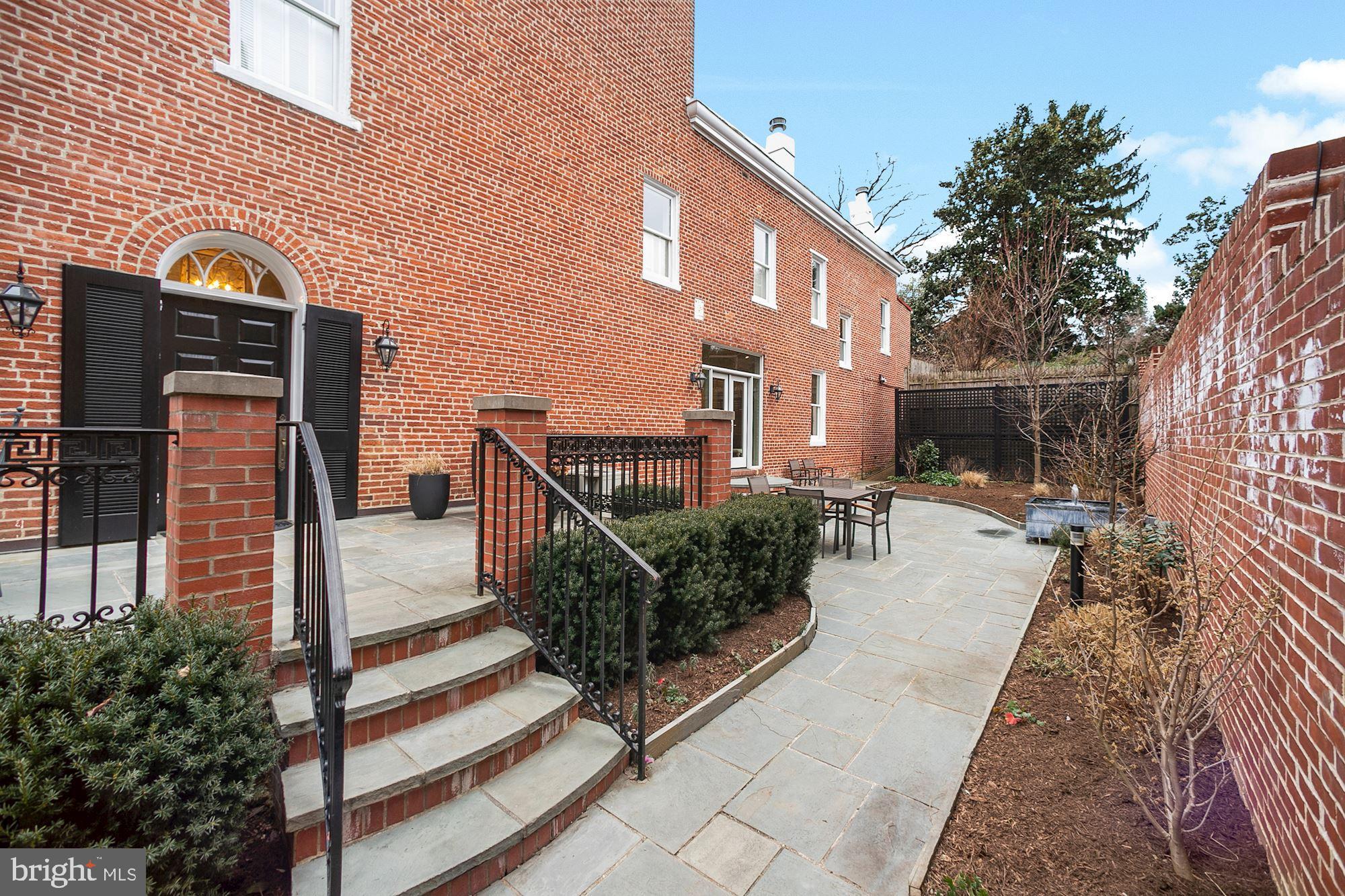GEORGETOWN - Residential