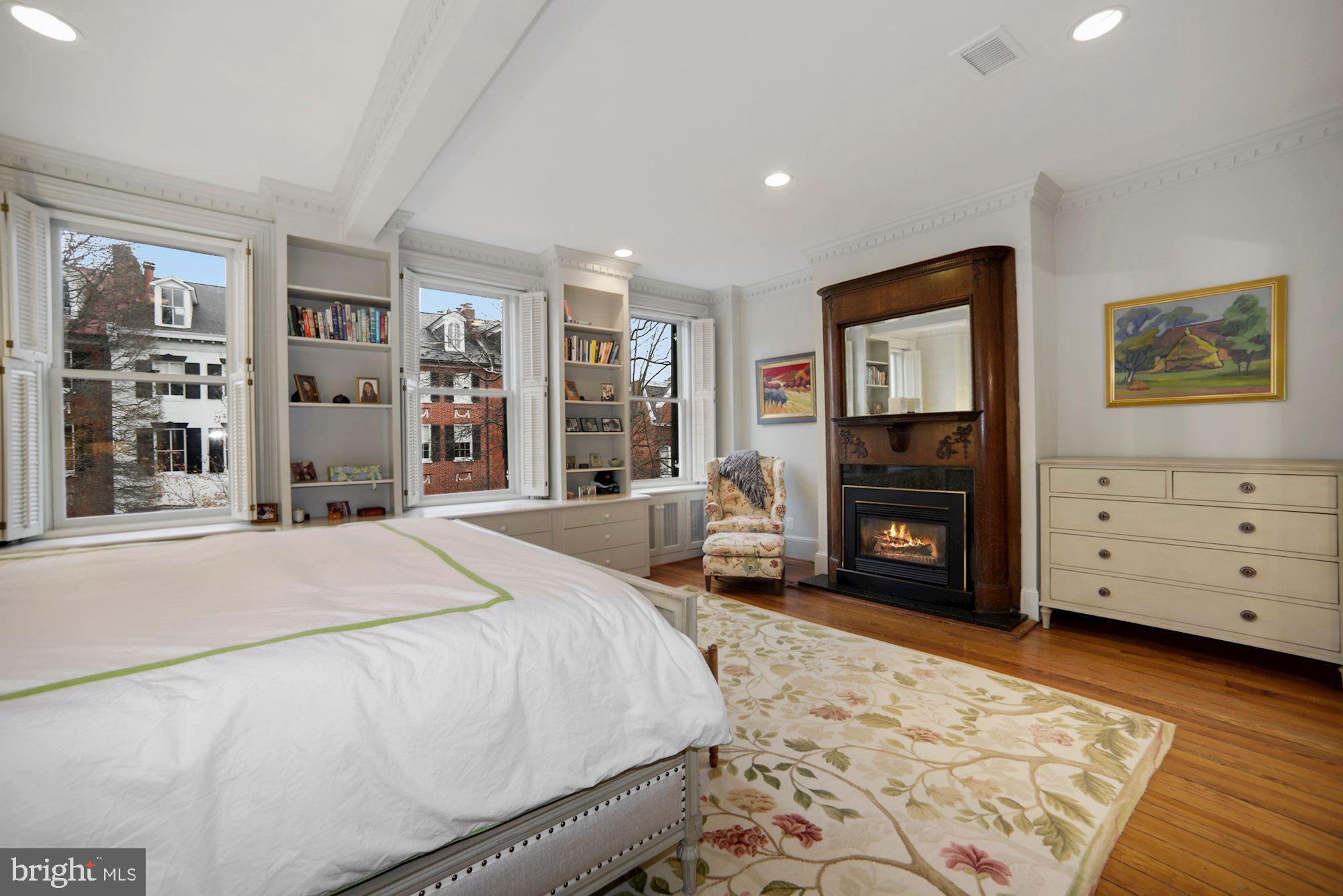 GEORGETOWN - Residential