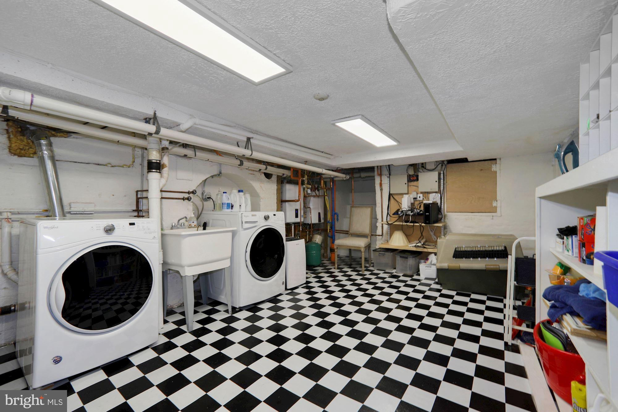 GEORGETOWN - Residential