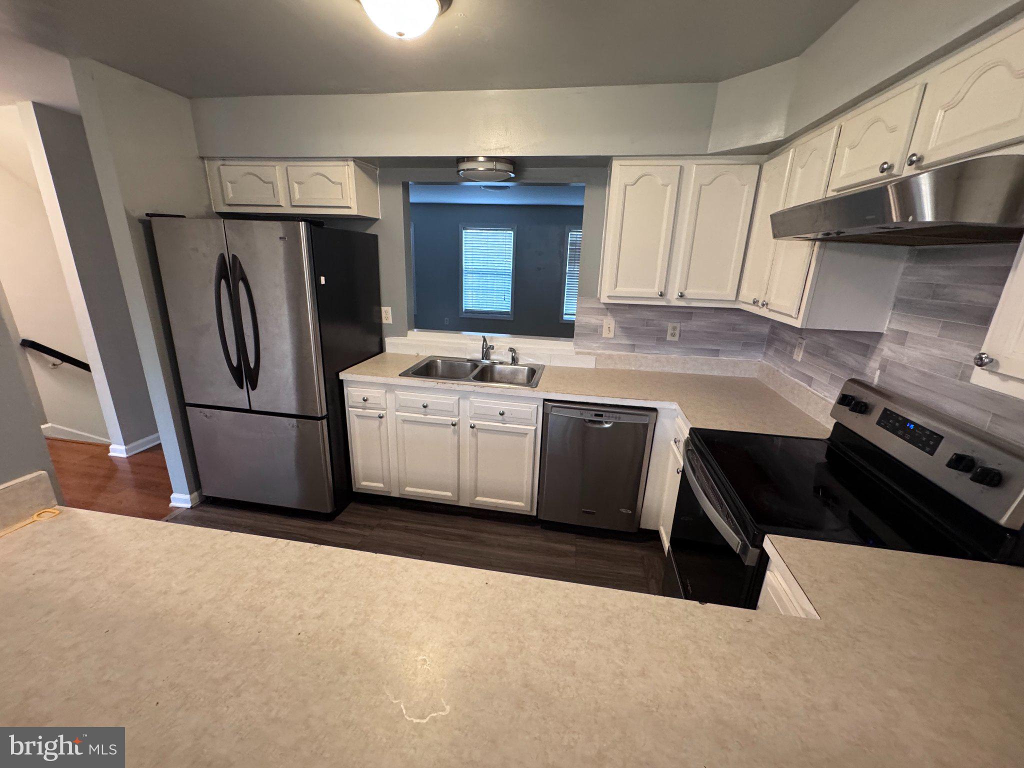 244 TOPAZ LANE