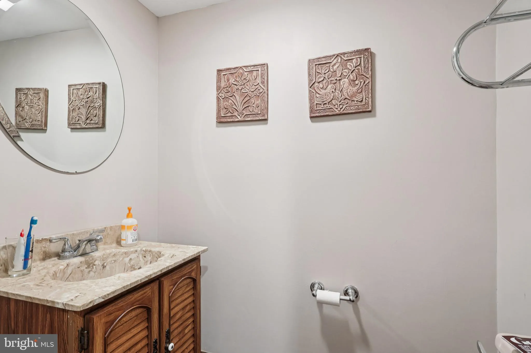 Bryn Mawr, Pennsylvania 19010, United States, 4 Bedrooms Bedrooms, ,4 BathroomsBathrooms,Residential,Pending,217920