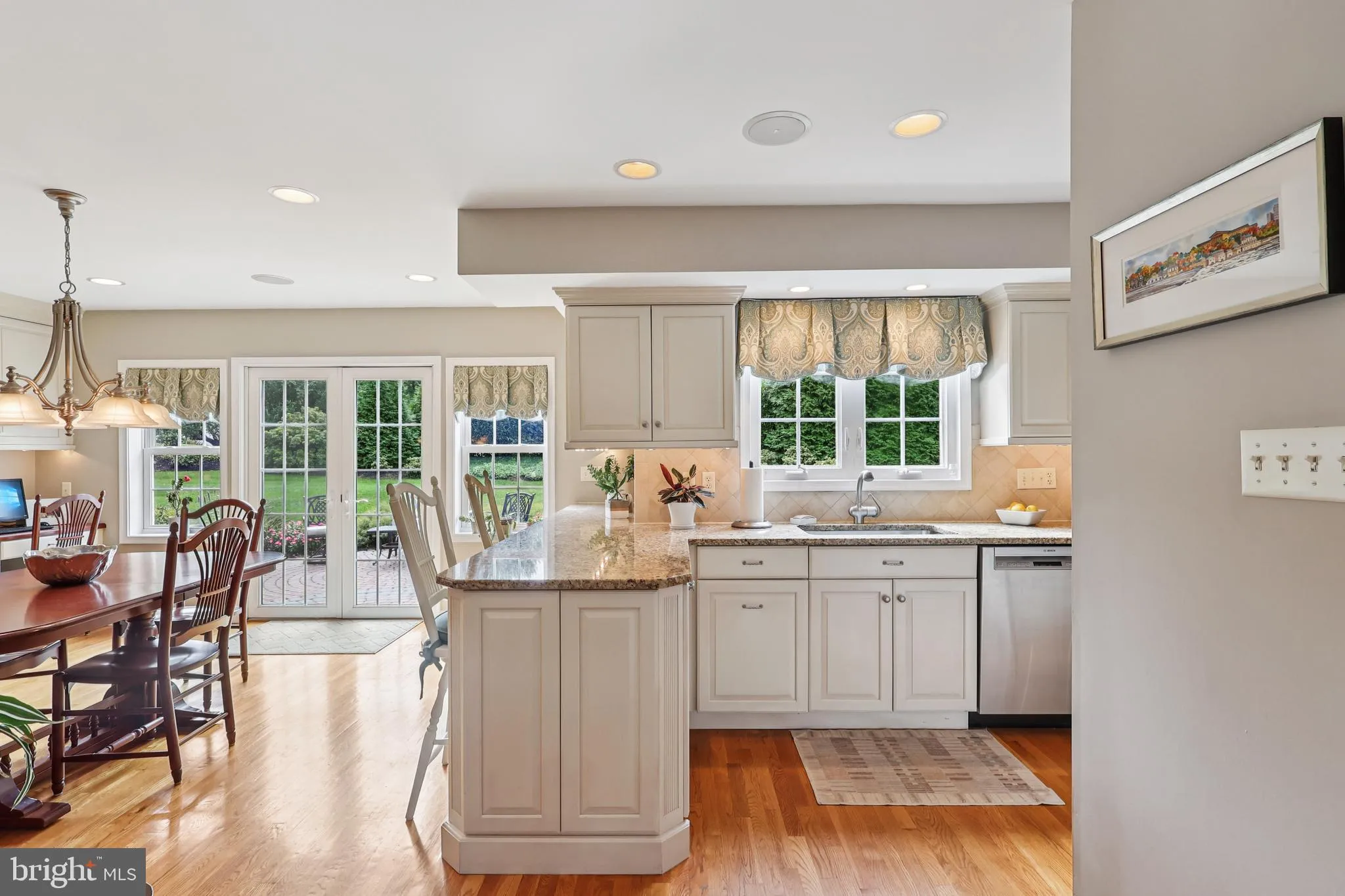 Bryn Mawr, Pennsylvania 19010, United States, 4 Bedrooms Bedrooms, ,4 BathroomsBathrooms,Residential,Pending,217920