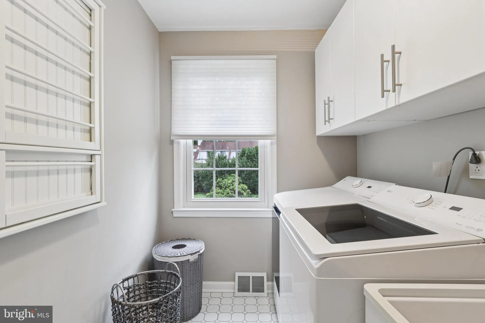 Bryn Mawr, Pennsylvania 19010, United States, 4 Bedrooms Bedrooms, ,4 BathroomsBathrooms,Residential,Pending,217920