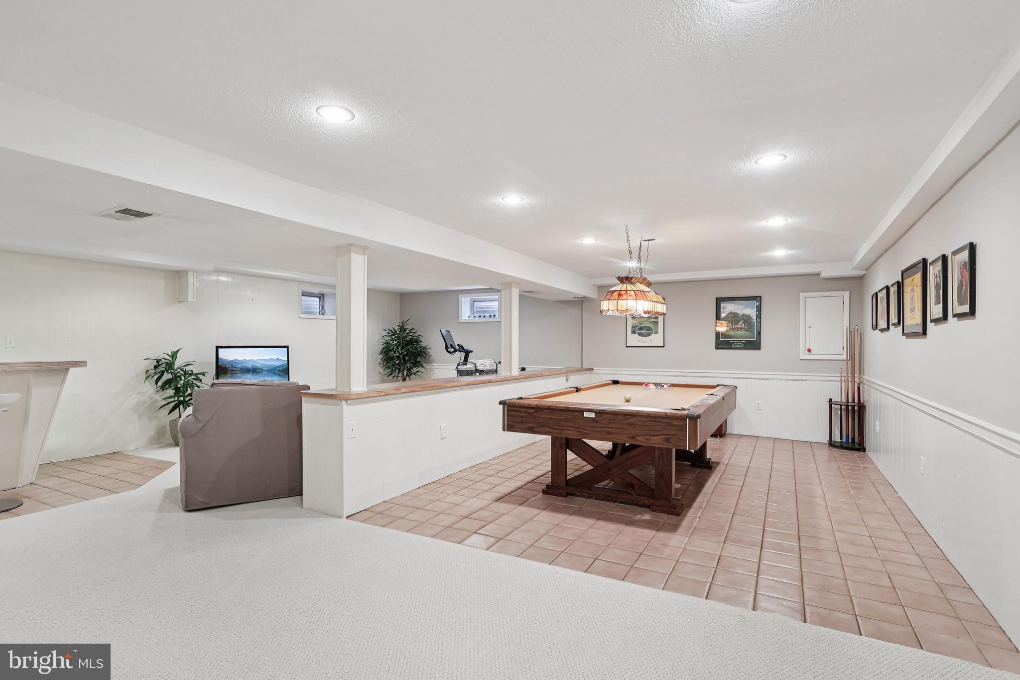 FOX FIELDS - Residential