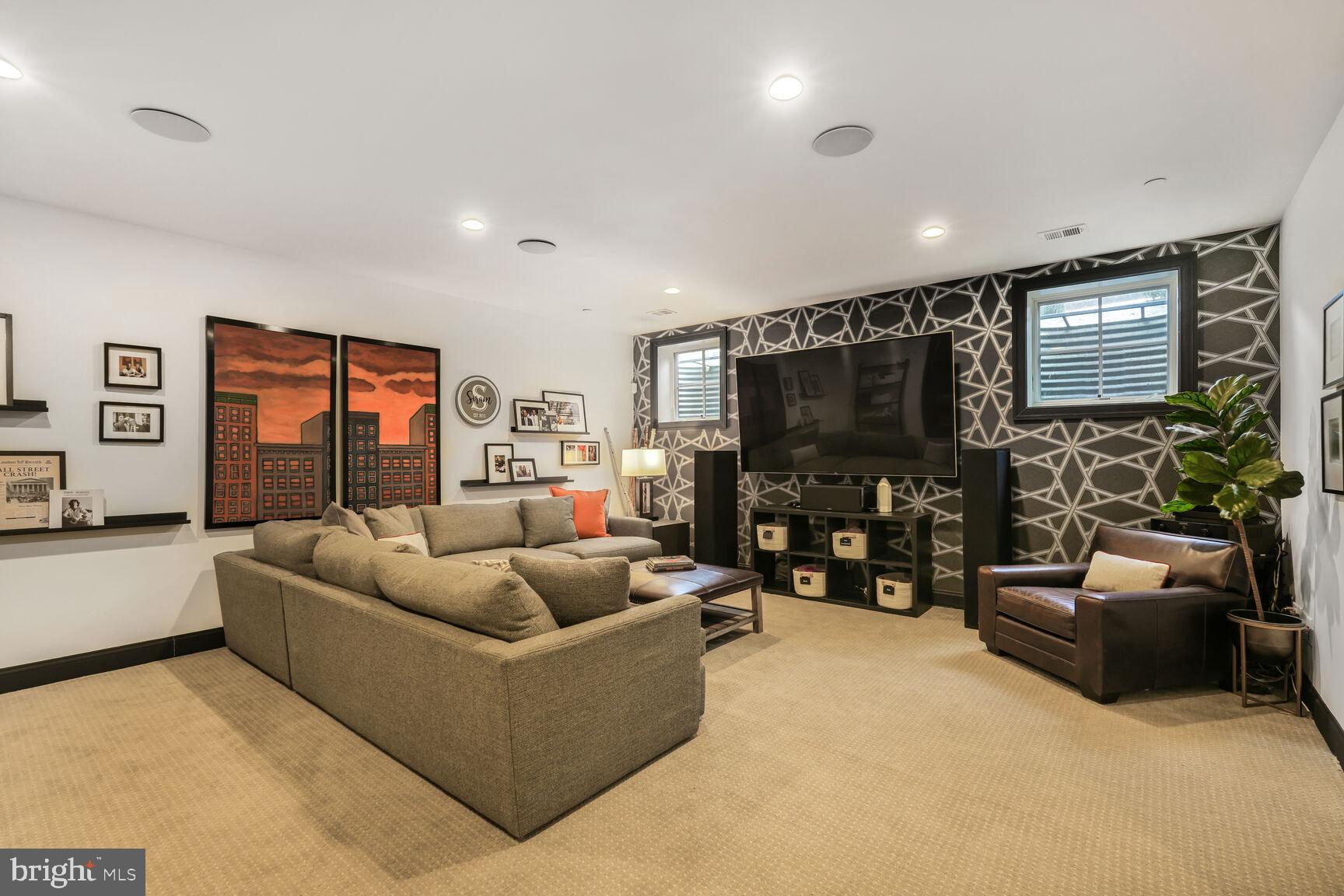 CHEVY CHASE TERRACE - Residential