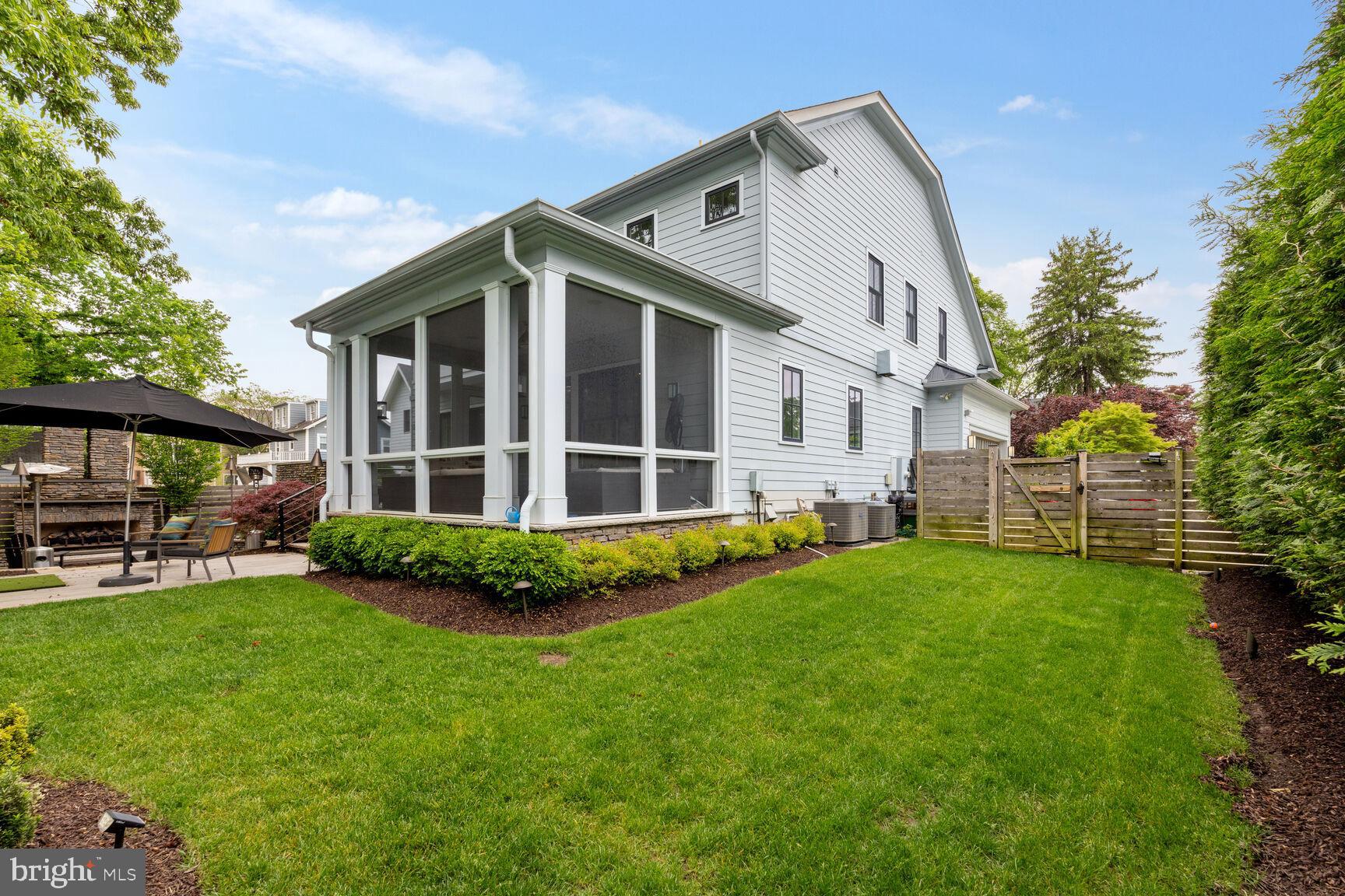 CHEVY CHASE TERRACE - Residential