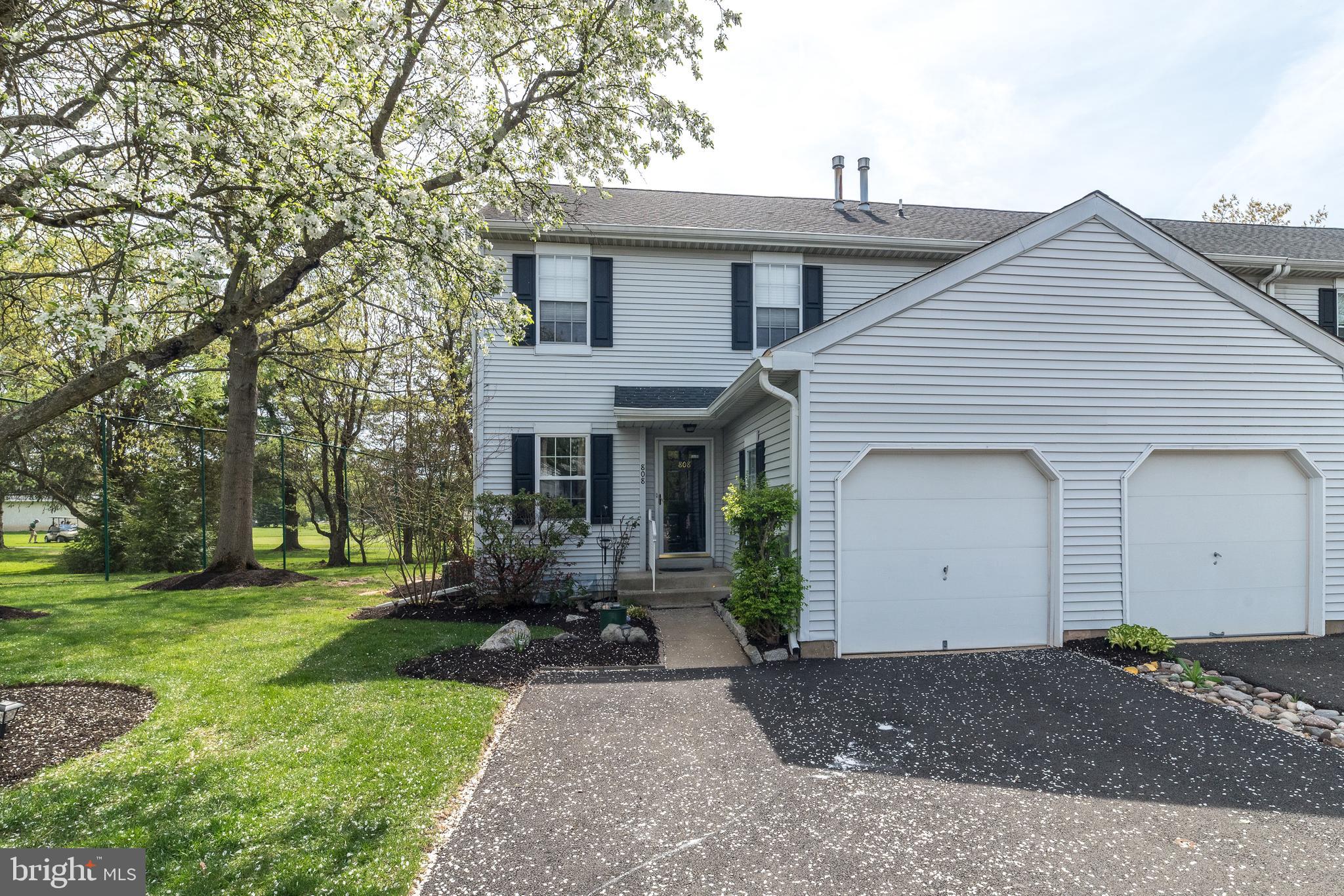 FAIRWAYS - Residential