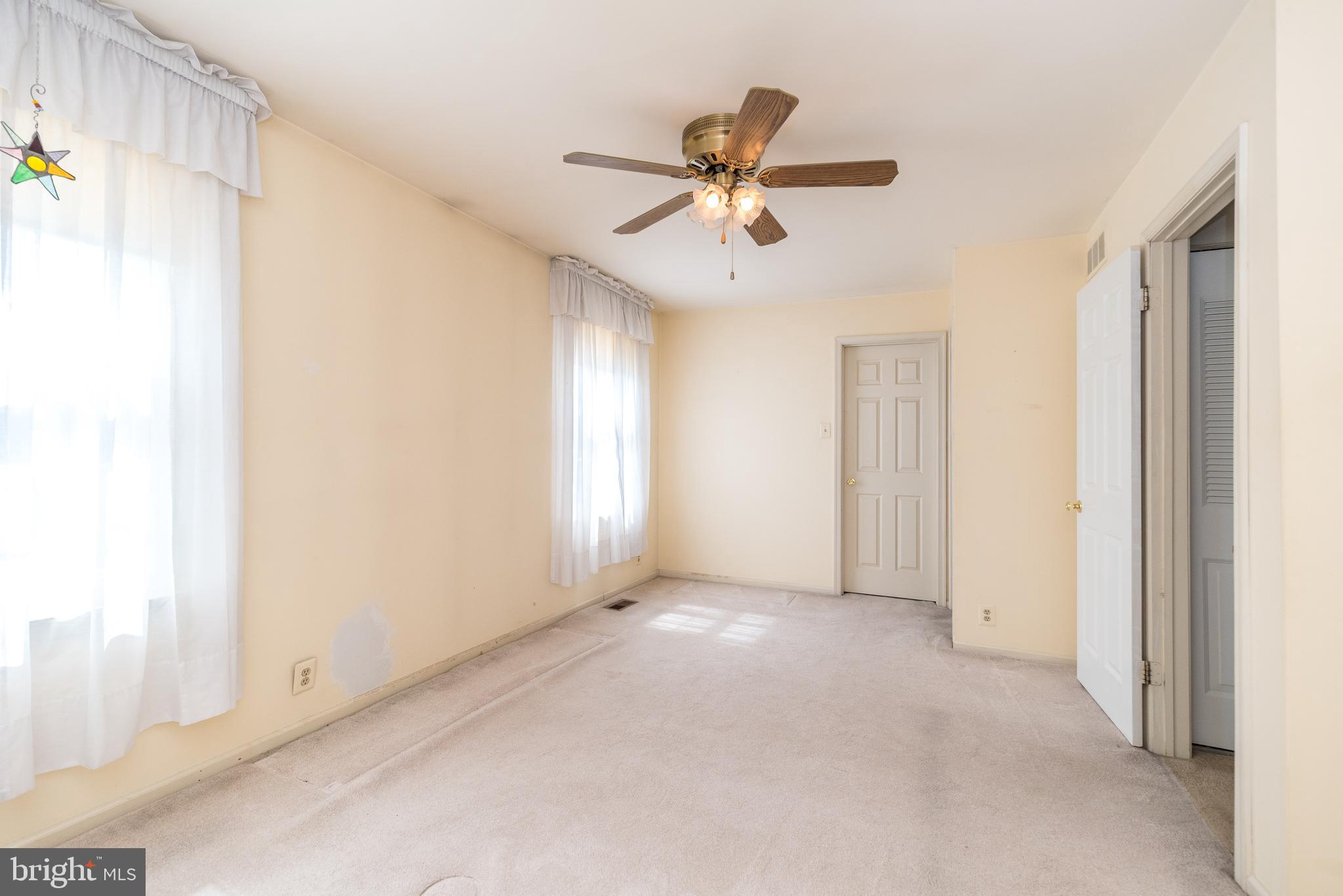 FAIRWAYS - Residential