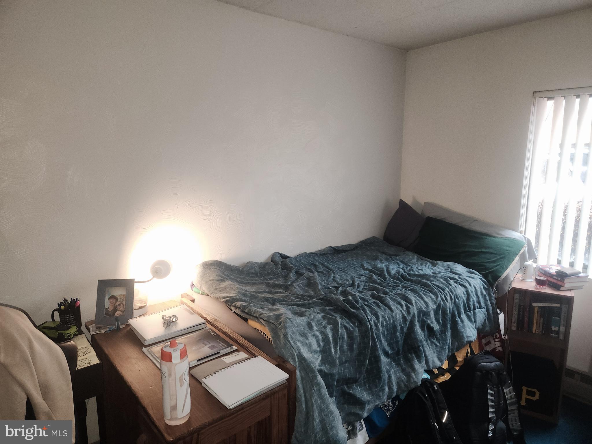 UNIVERSITY GATEWAY - Residential