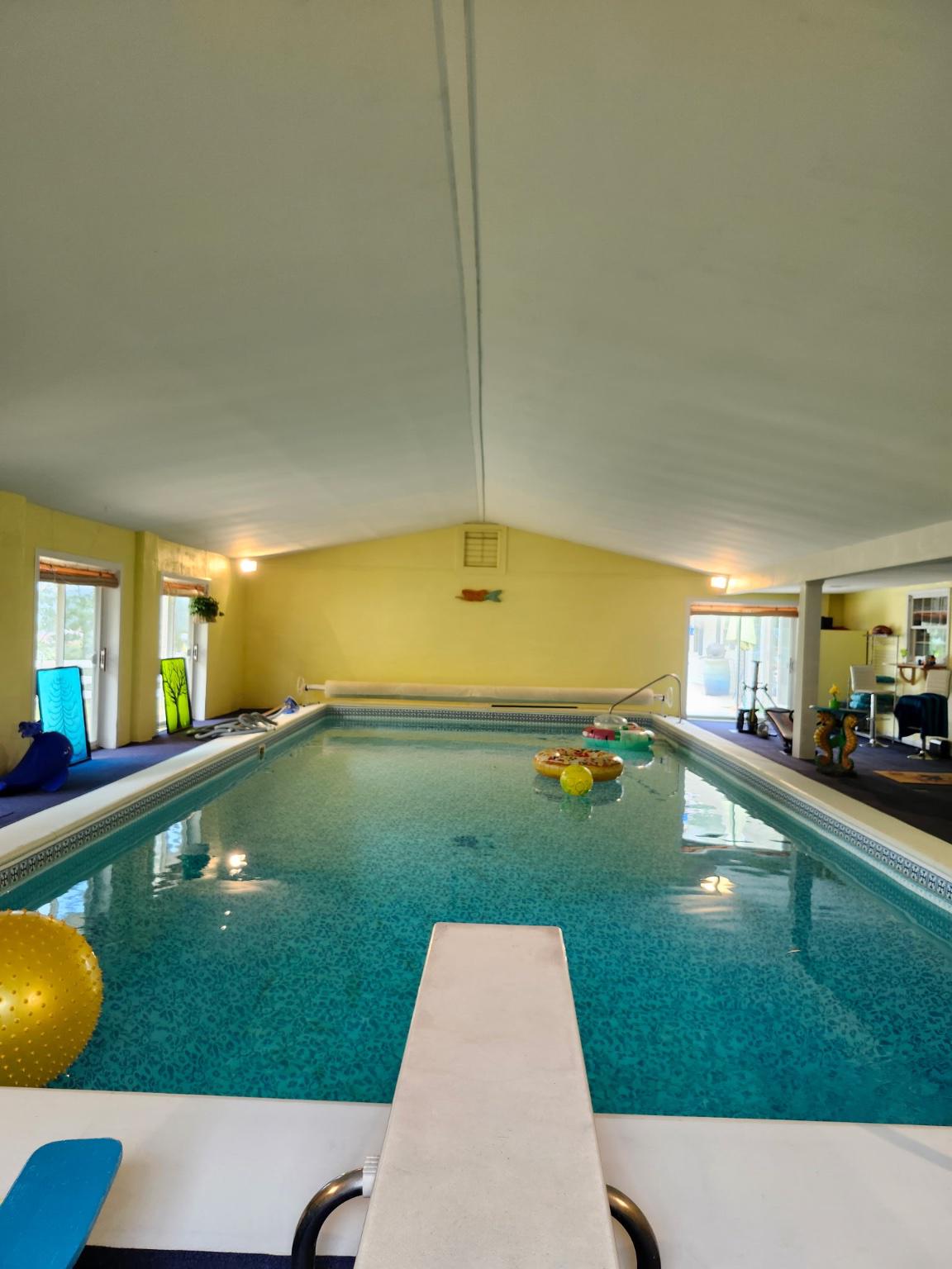 18 OVERLOOK DRIVE