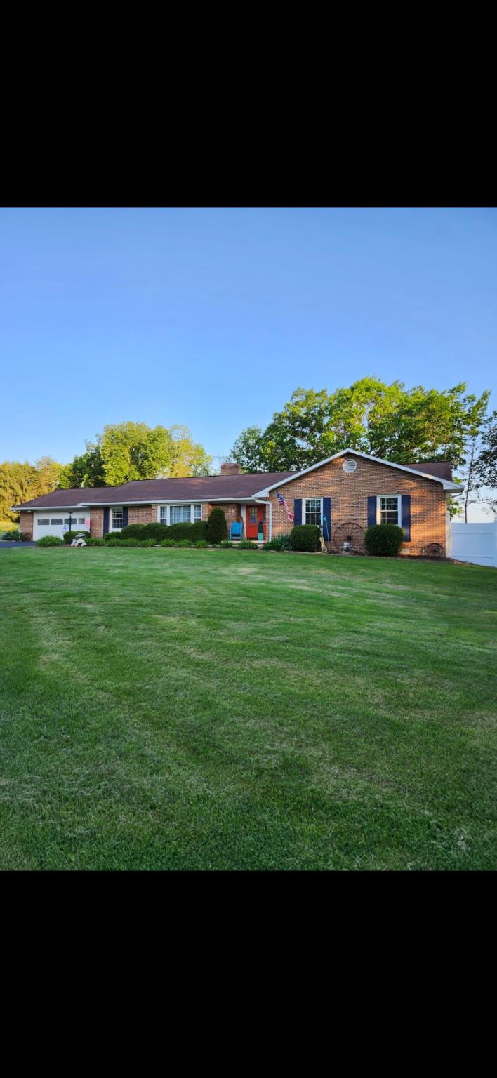 18 OVERLOOK DRIVE