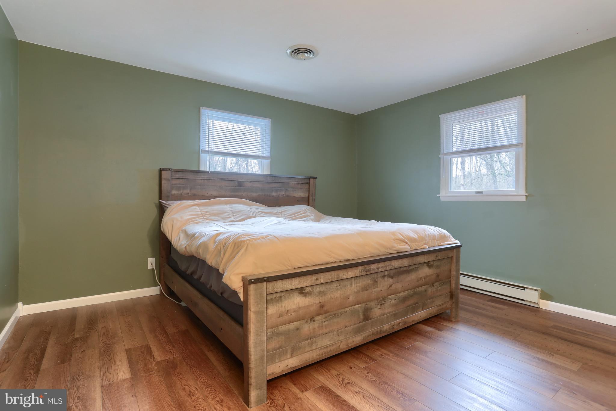 HUMMELSTOWN - Residential