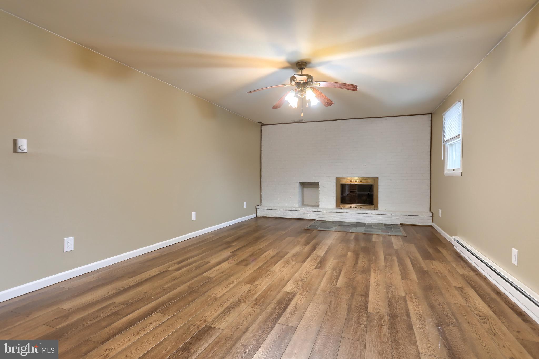 HUMMELSTOWN - Residential