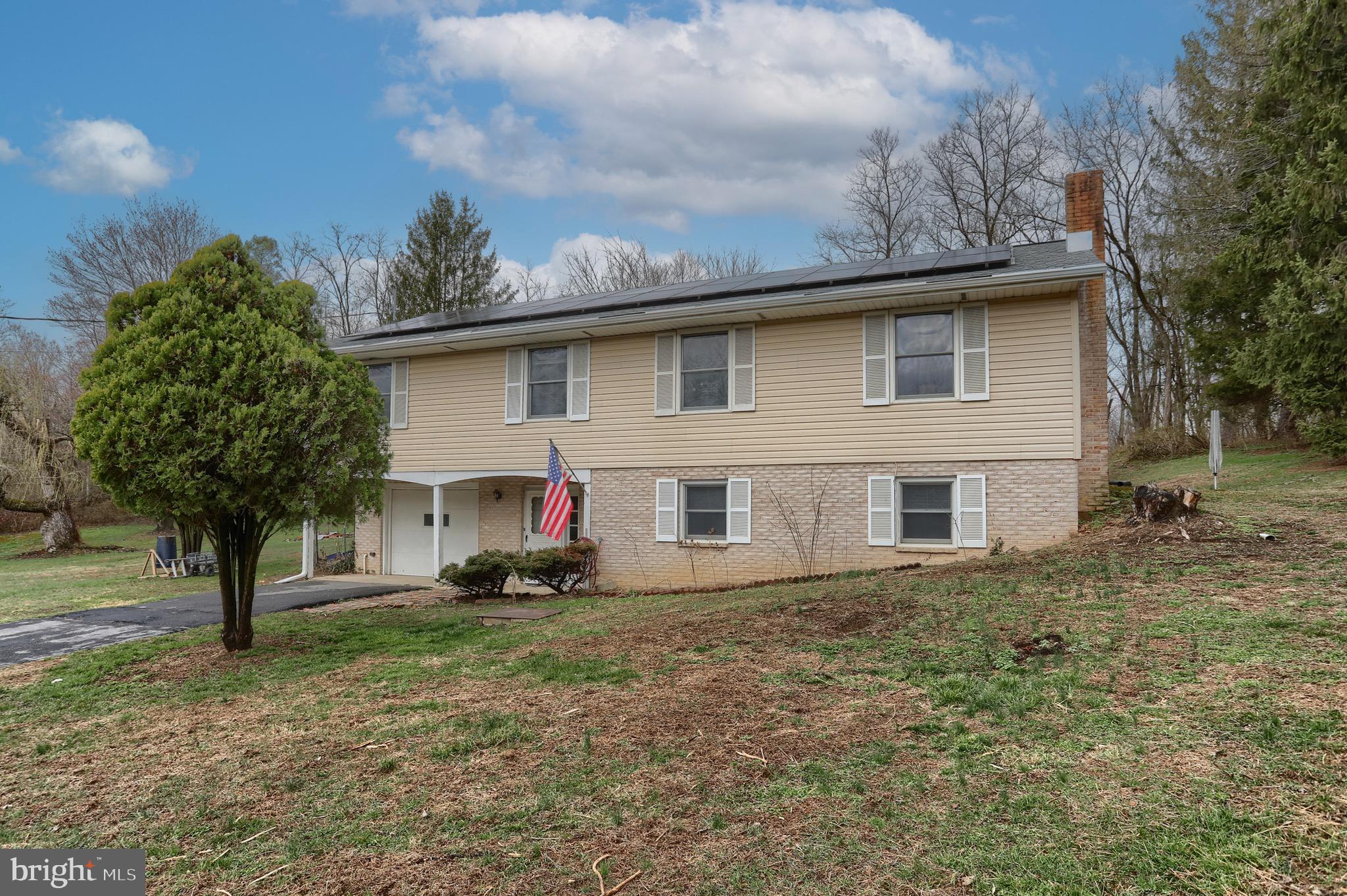 HUMMELSTOWN - Residential