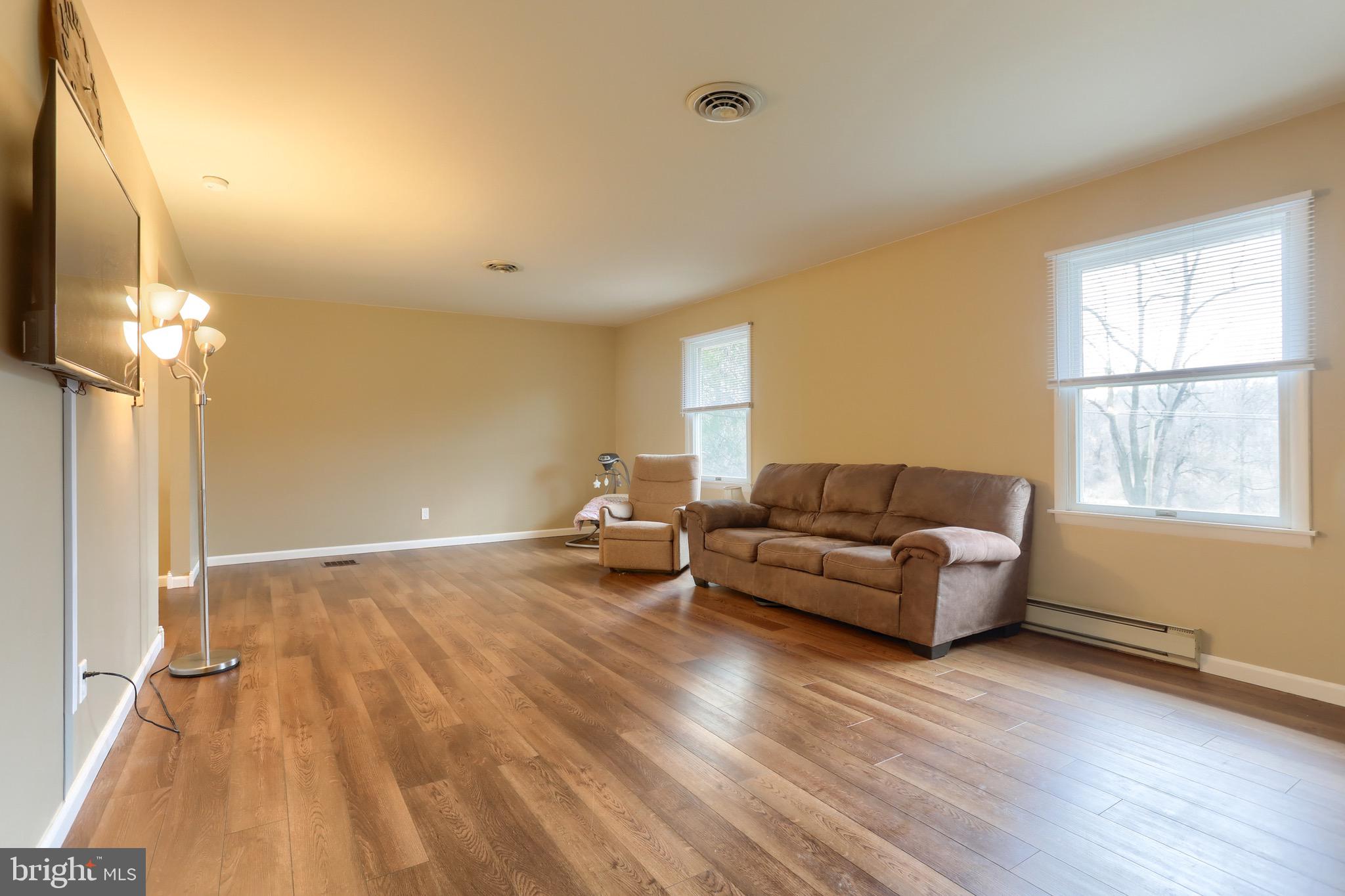 HUMMELSTOWN - Residential