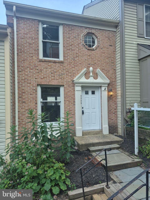 Photo of 5035 9th Street S, ARLINGTON, VA 22204 (MLS # VAAR2075744)
