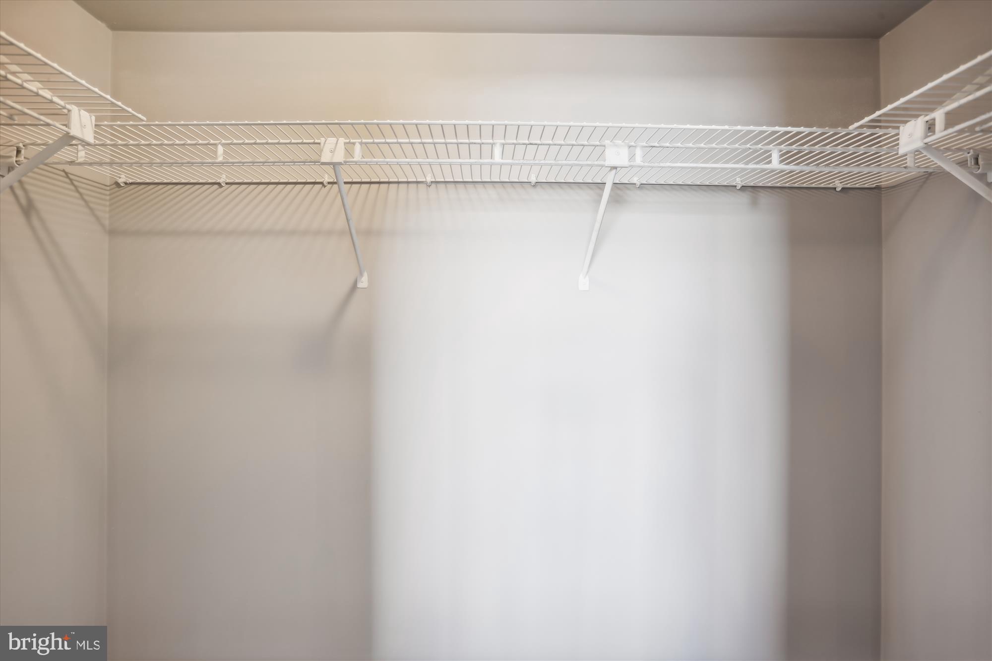 GROSVENOR - Residential Lease