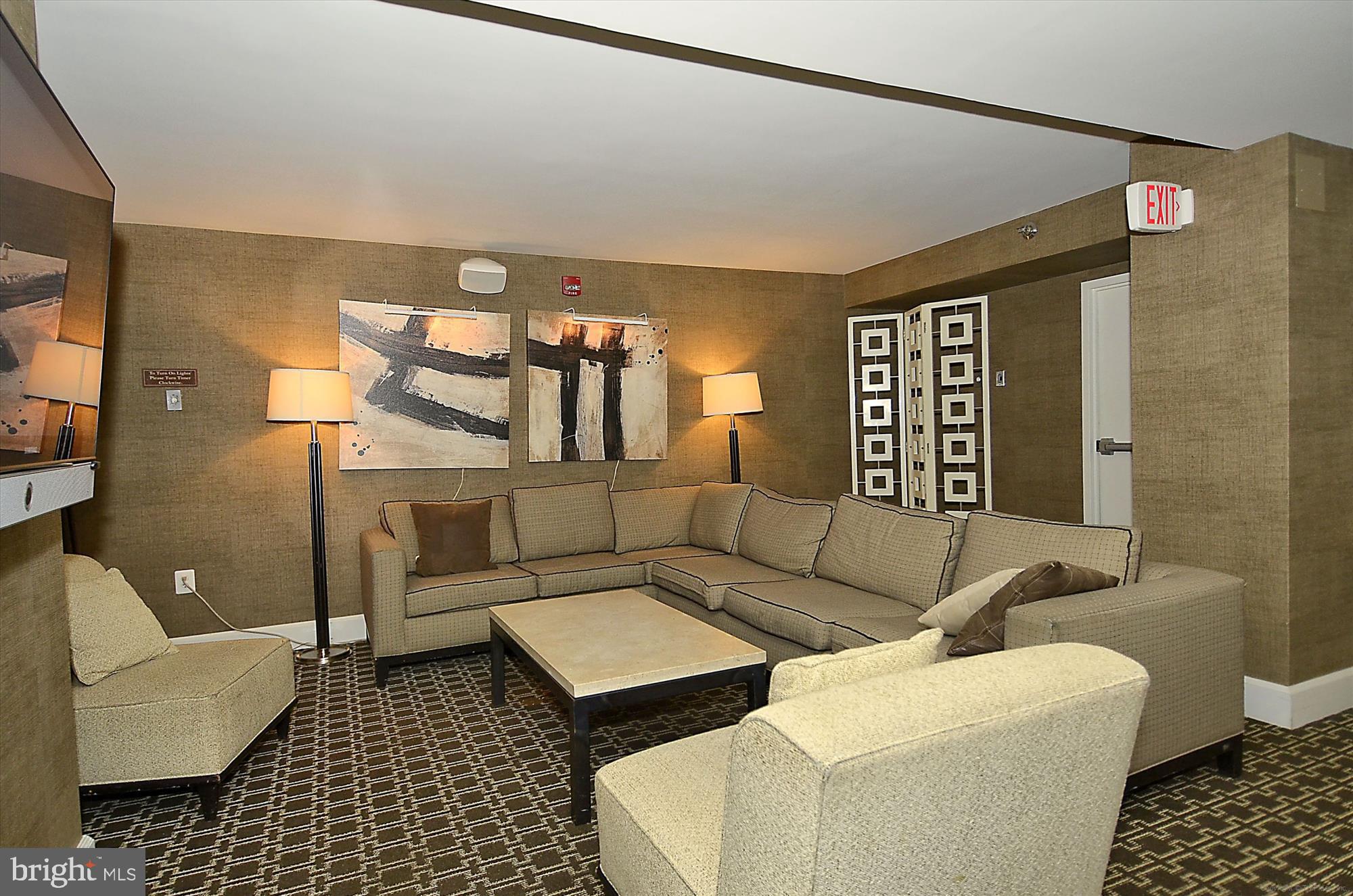 GROSVENOR - Residential Lease