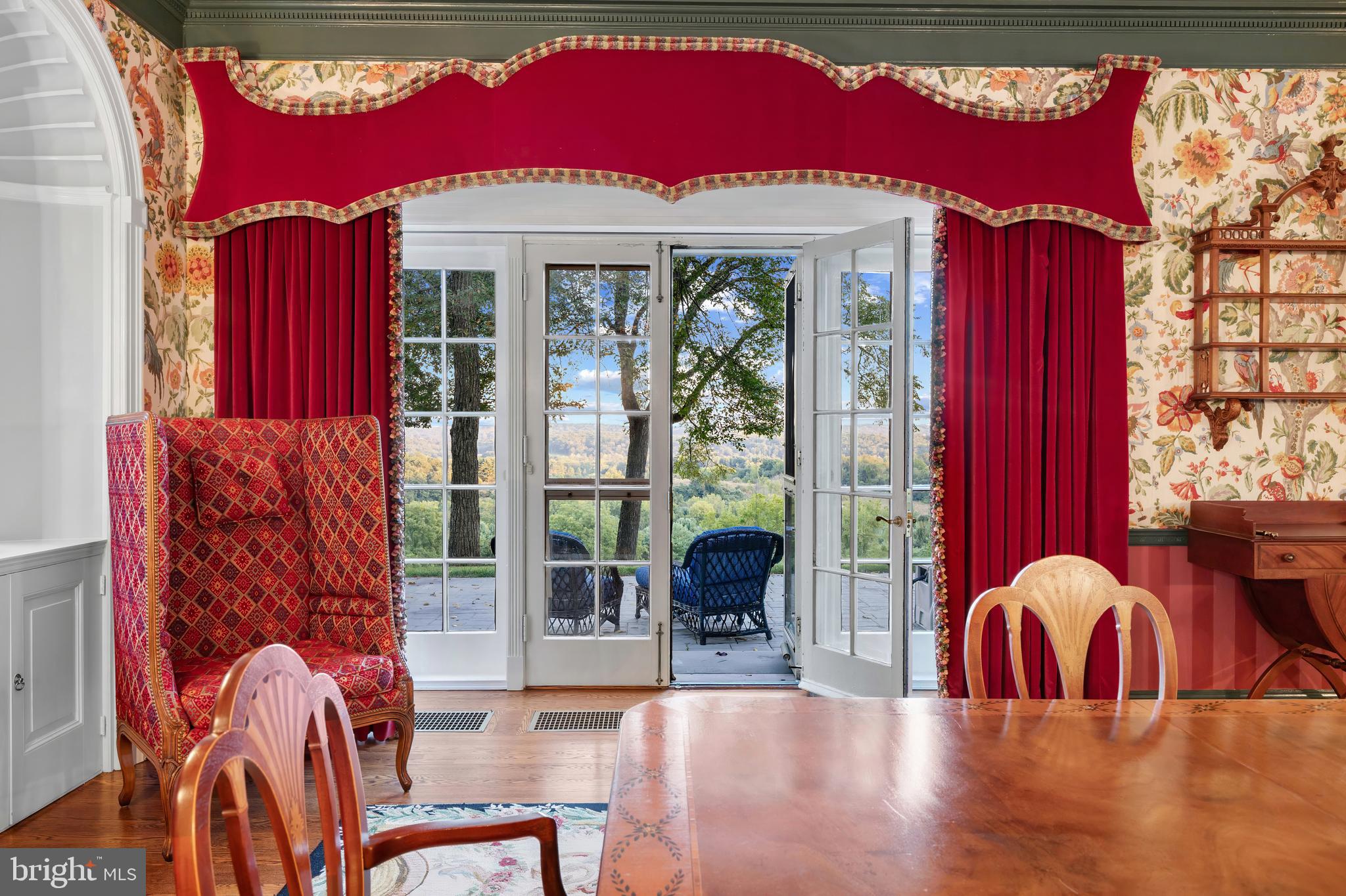 WORTHINGTON VALLEY - Farm