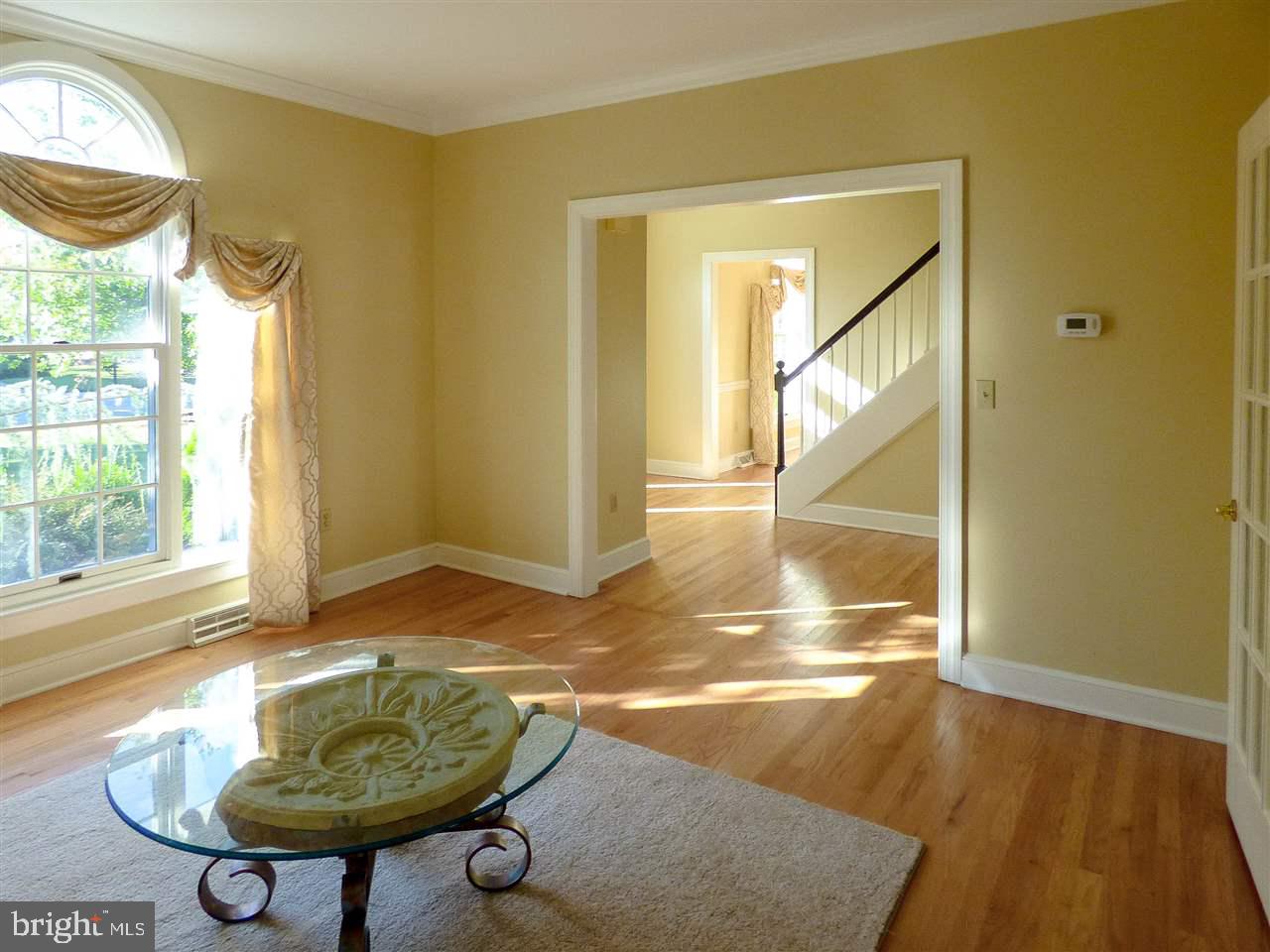 OUTDOOR COUNTRY CLUB - Residential