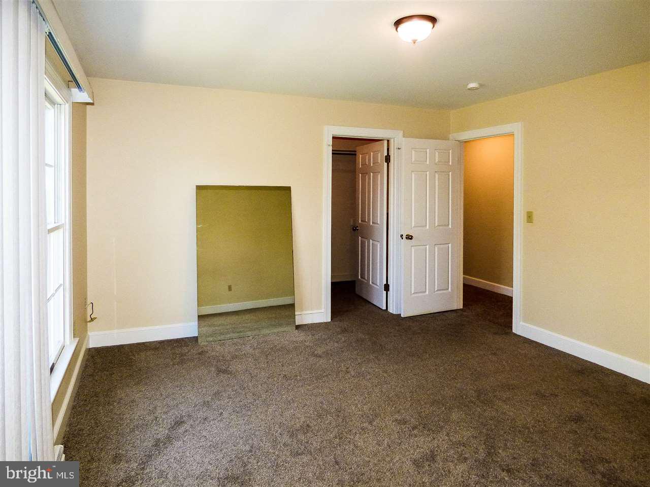 OUTDOOR COUNTRY CLUB - Residential