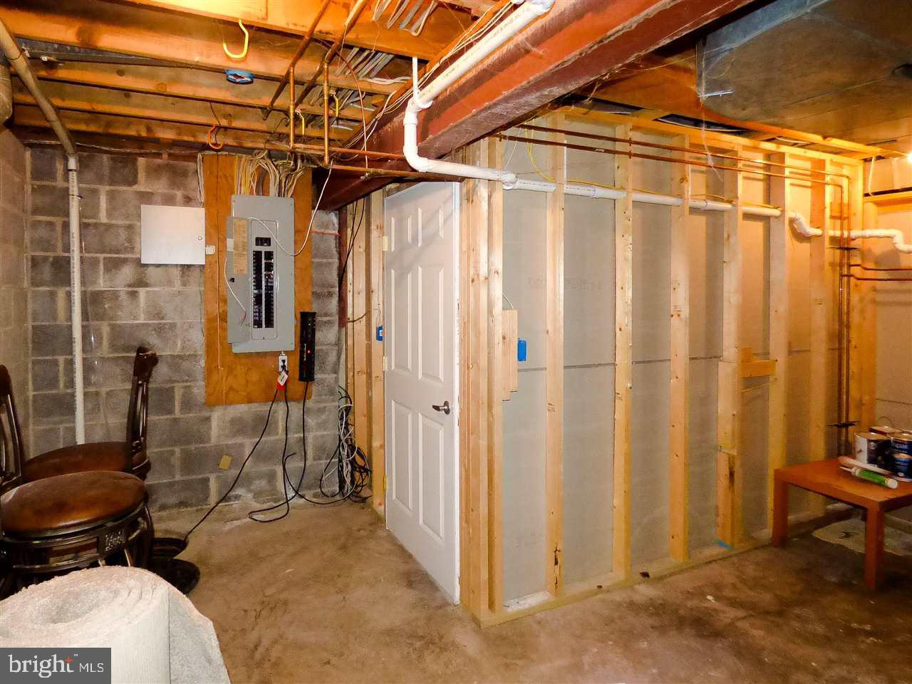 OUTDOOR COUNTRY CLUB - Residential