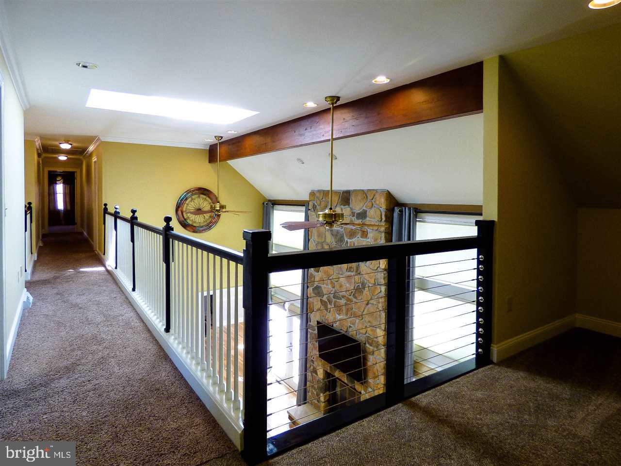 OUTDOOR COUNTRY CLUB - Residential