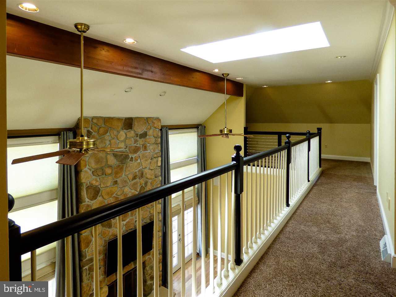 OUTDOOR COUNTRY CLUB - Residential