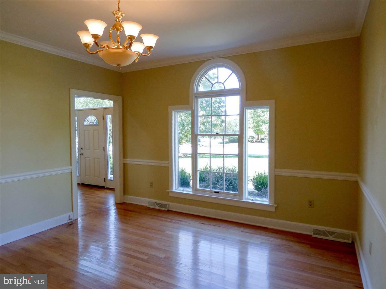 OUTDOOR COUNTRY CLUB - Residential