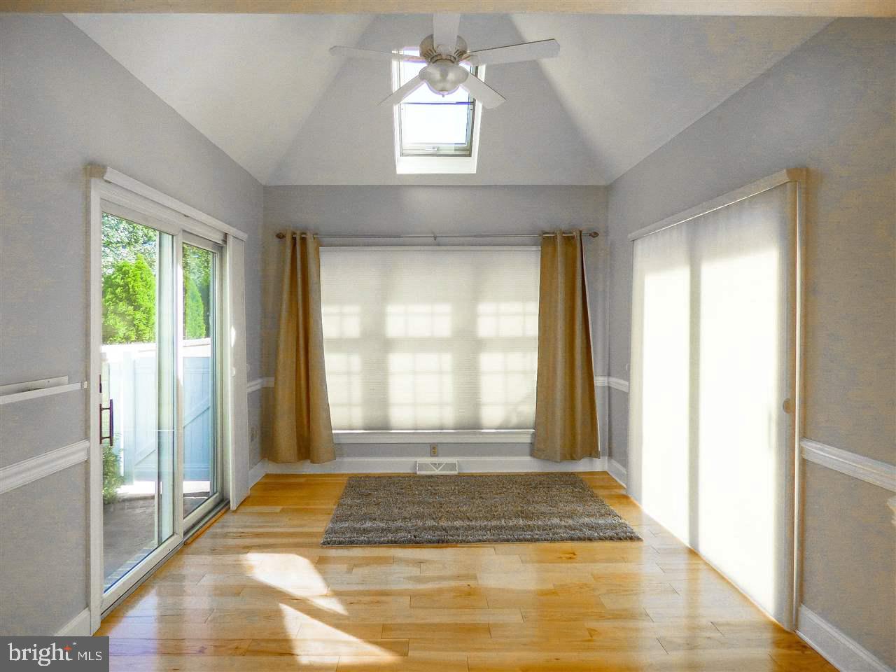 OUTDOOR COUNTRY CLUB - Residential