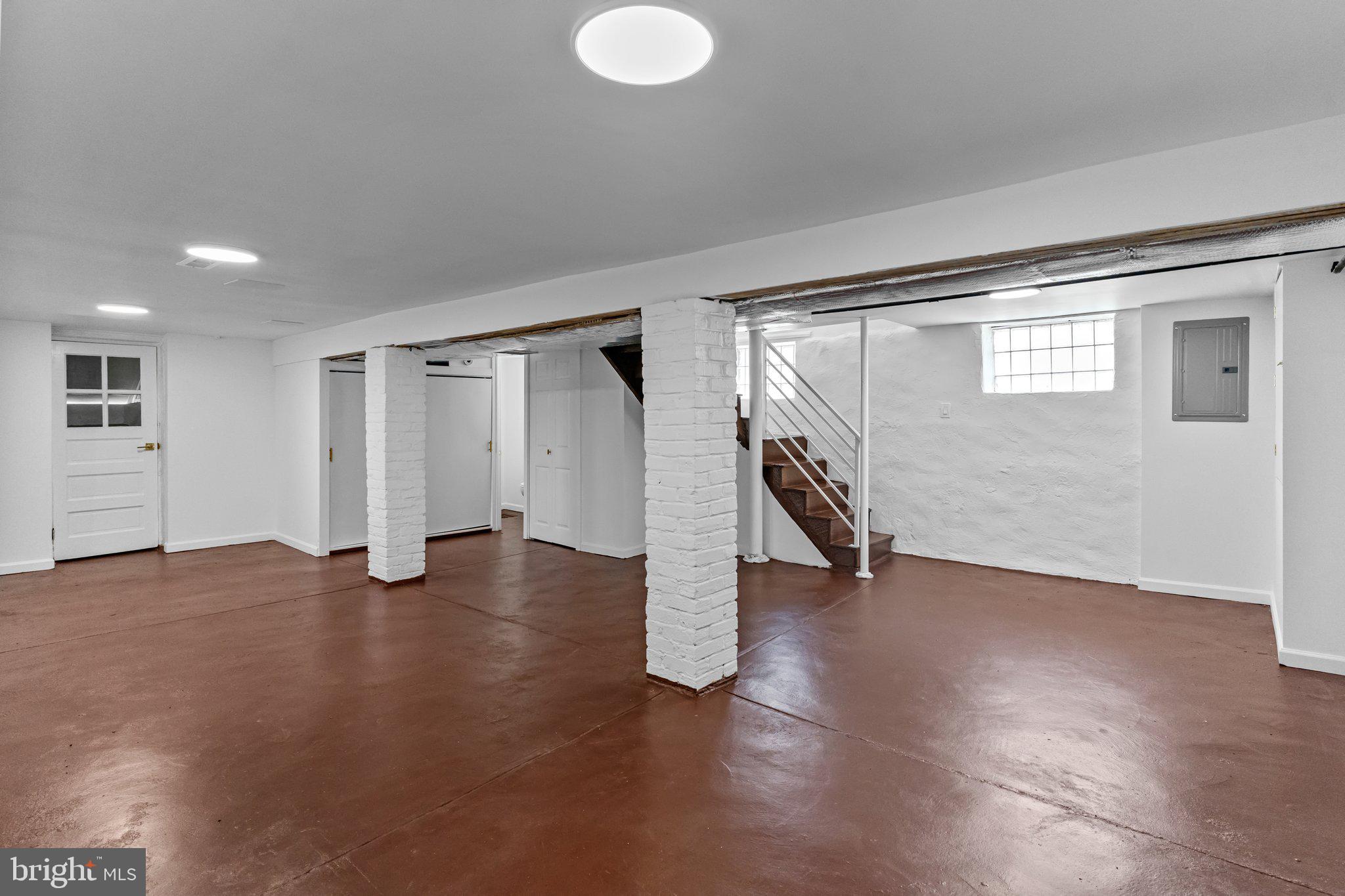 PHILADELPHIA (NORTHEAST) - Residential