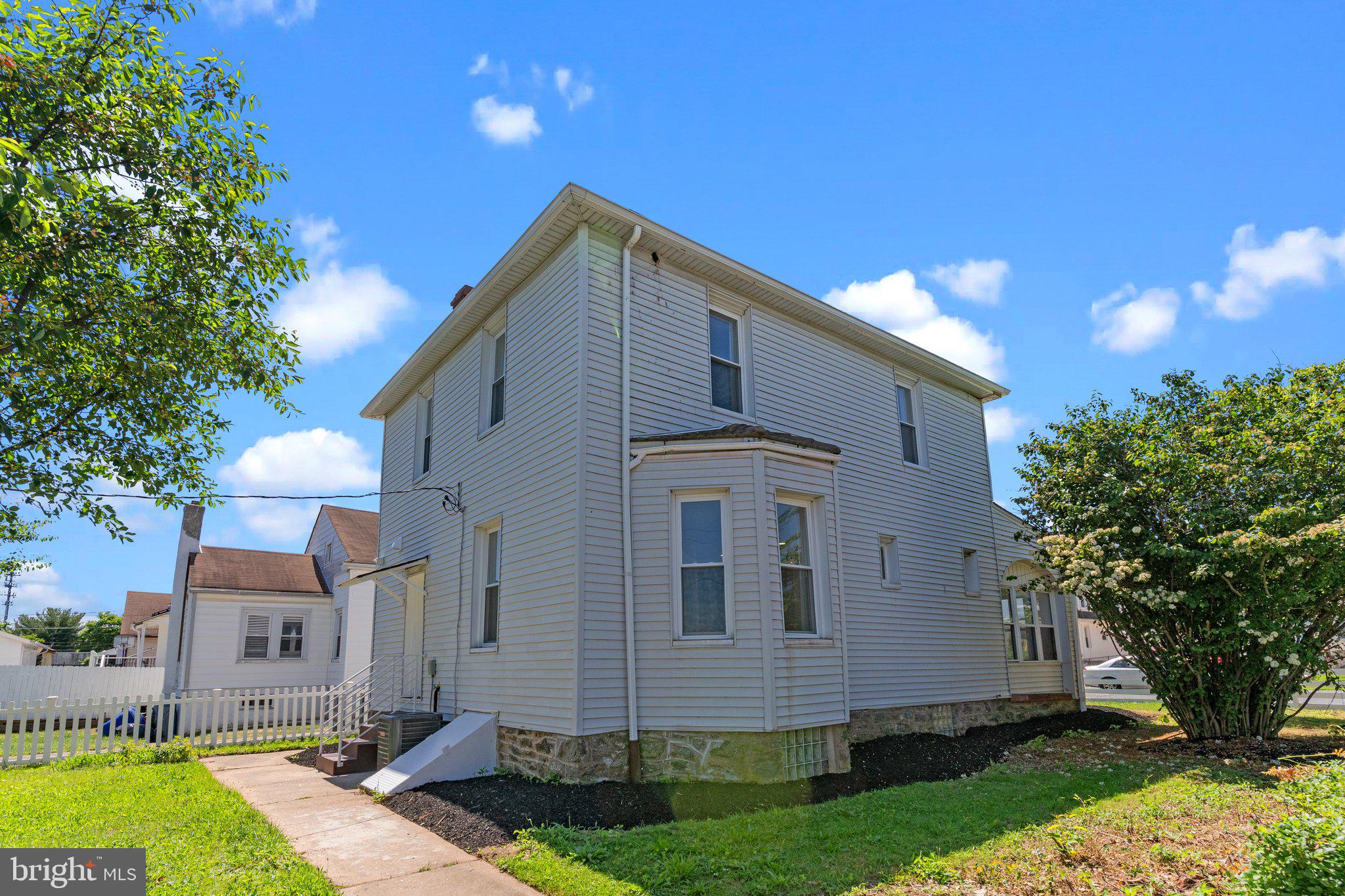 PHILADELPHIA (NORTHEAST) - Residential