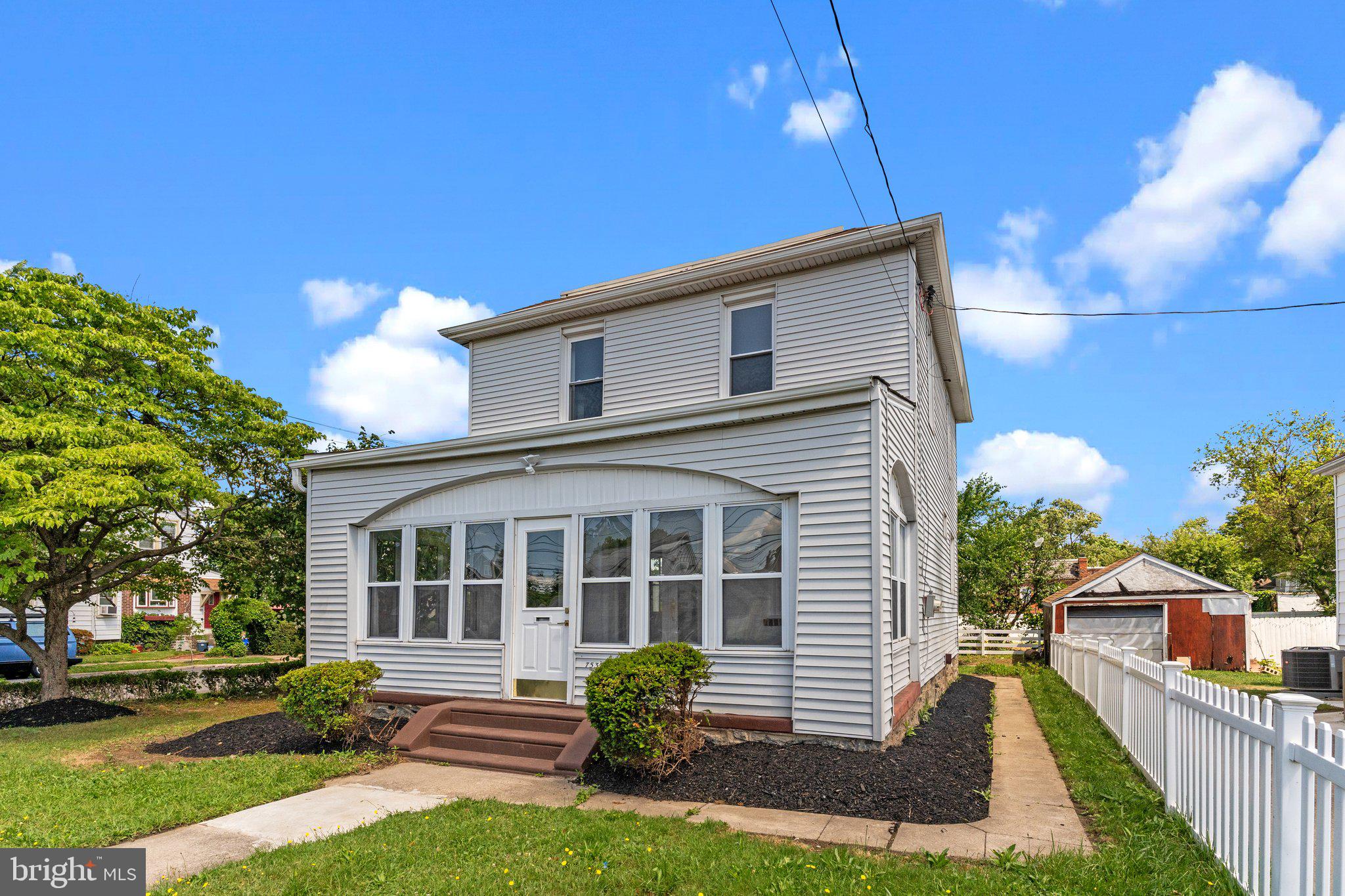 PHILADELPHIA (NORTHEAST) - Residential