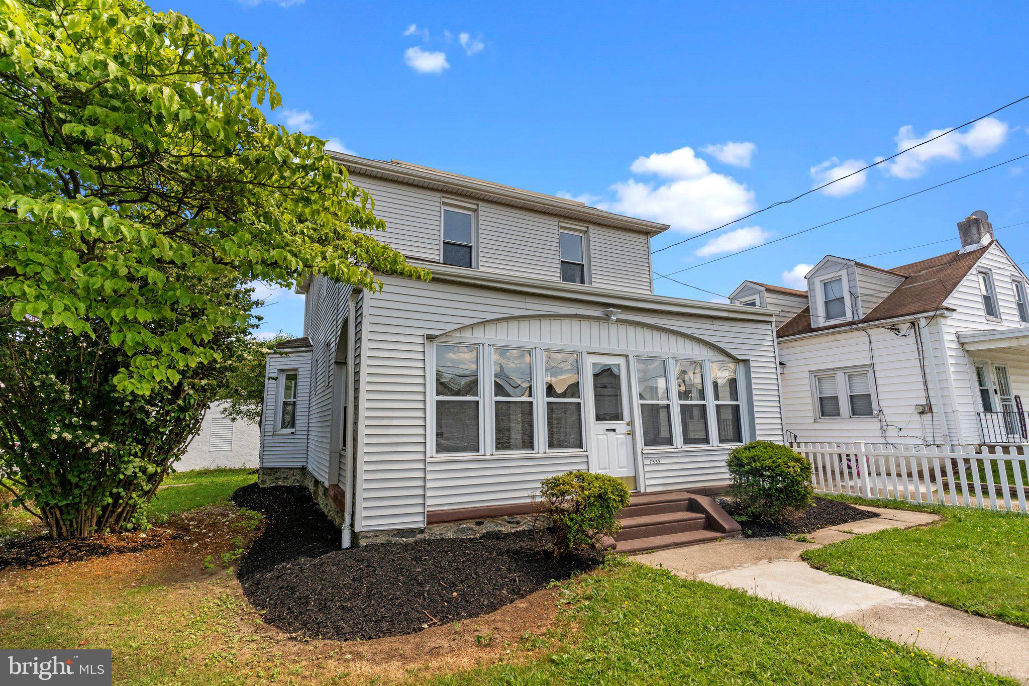 PHILADELPHIA (NORTHEAST) - Residential