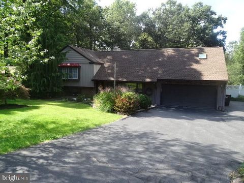 75 LAUREL DRIVE FAYETTEVILLE PA 17222