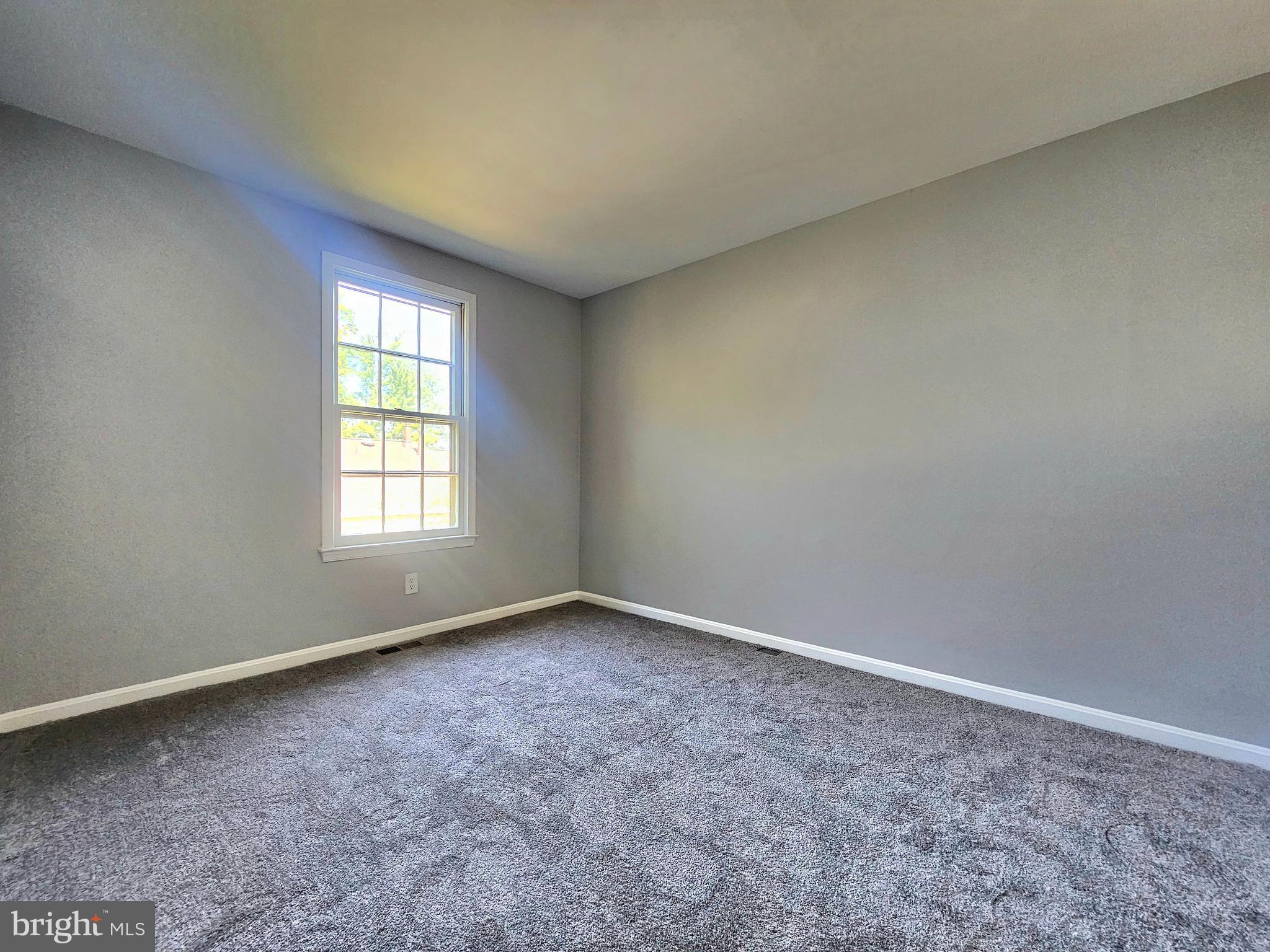 KINGS PARK WEST - Residential Lease