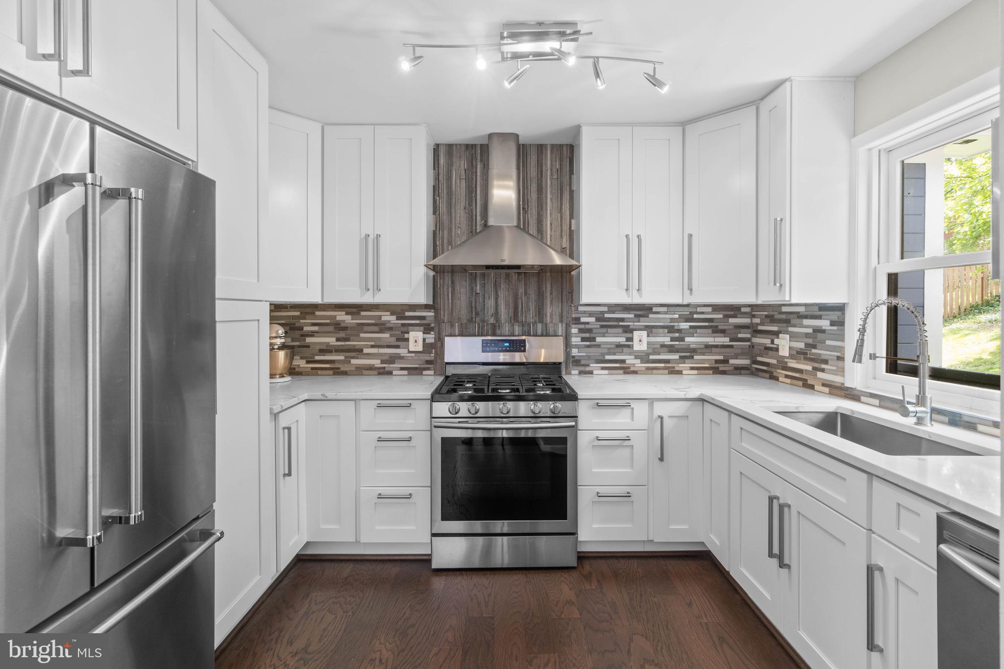 LACEY FOREST - Residential