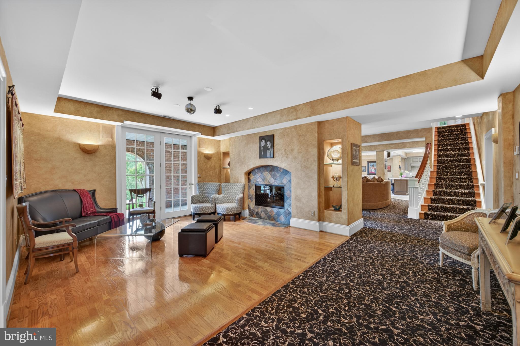 HILLSTEAD - Residential