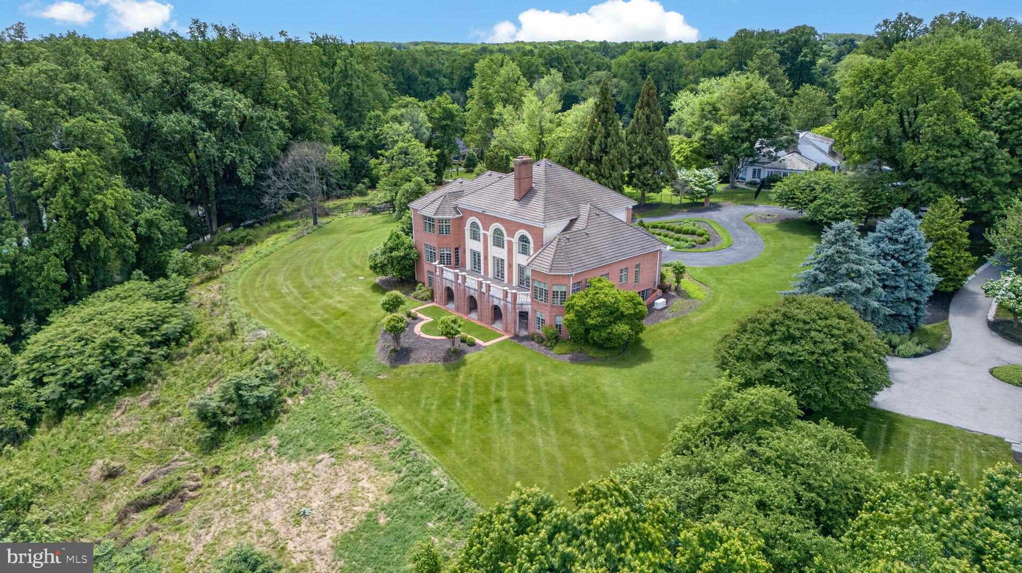 HILLSTEAD - Residential