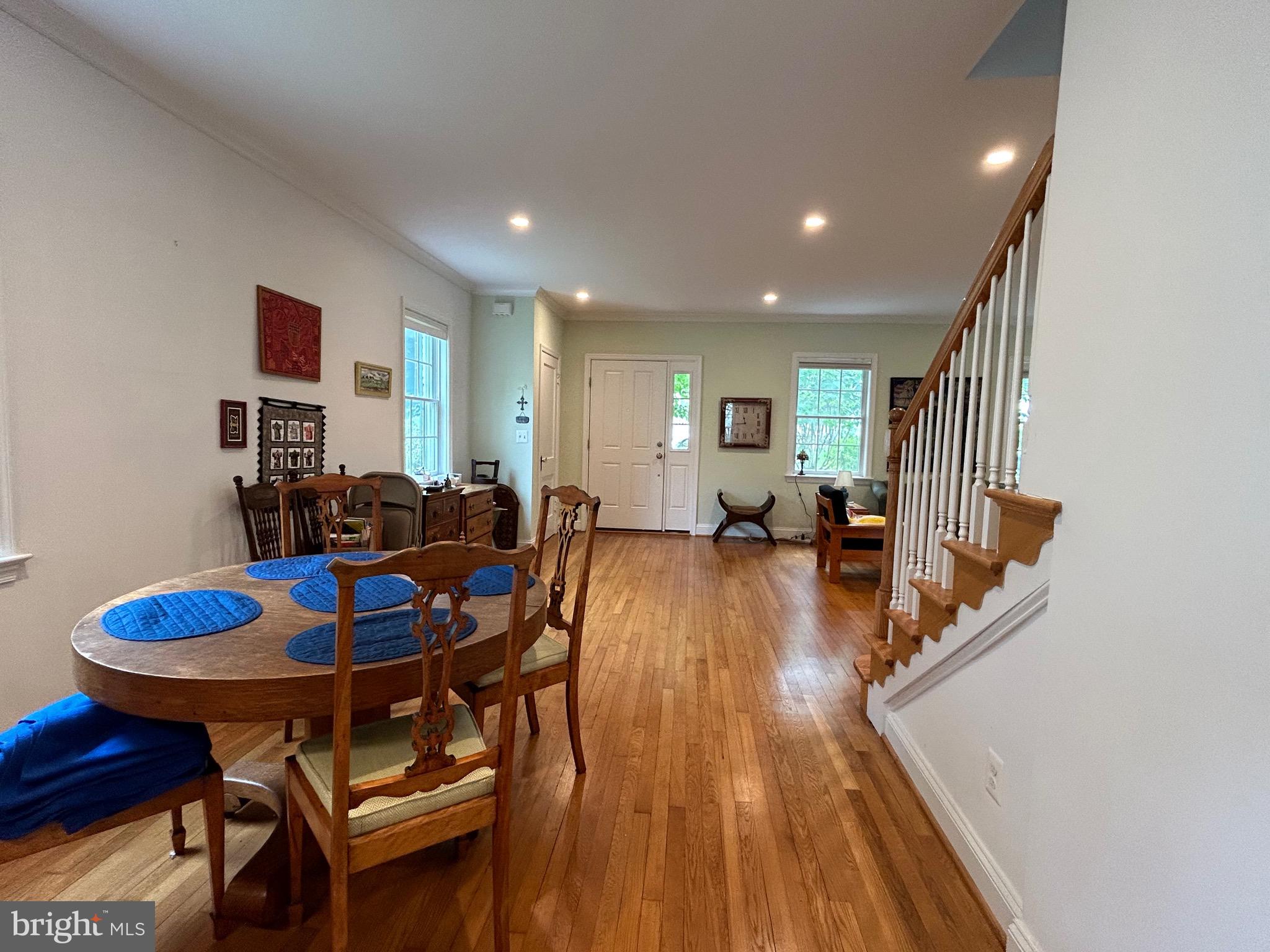 CRESTVIEW - Residential Lease