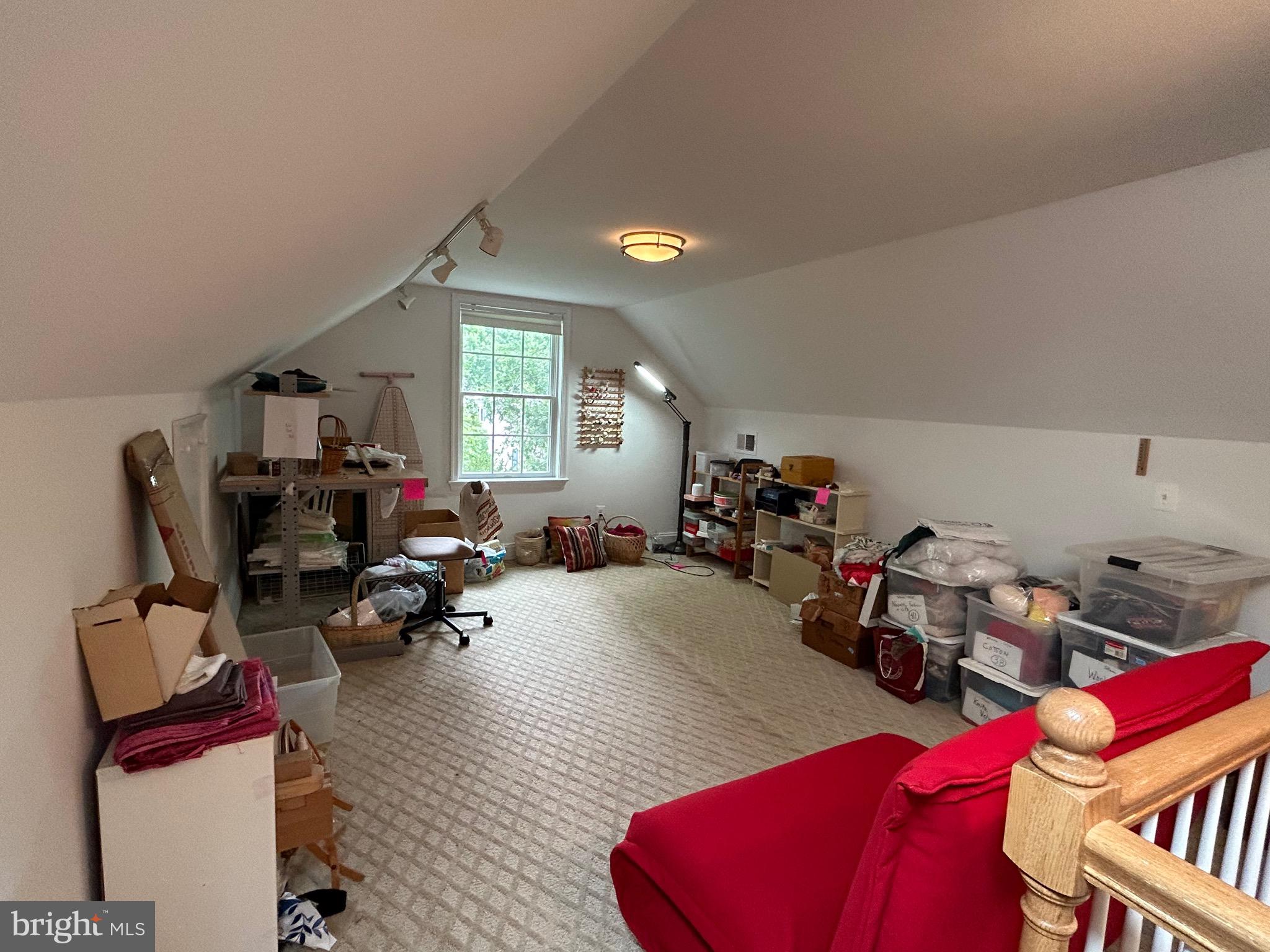 CRESTVIEW - Residential Lease