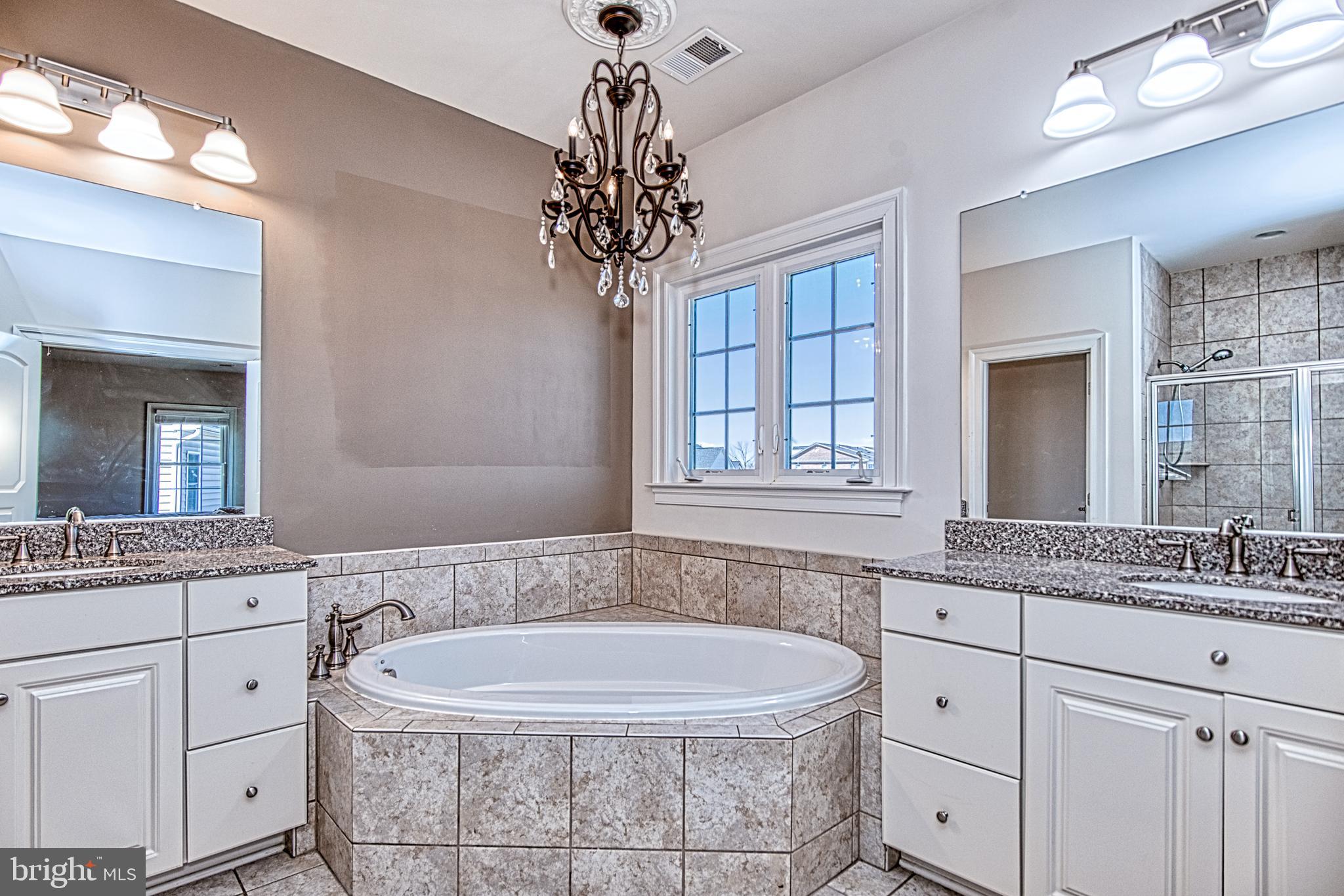 KIRKPATRICK WEST - Residential