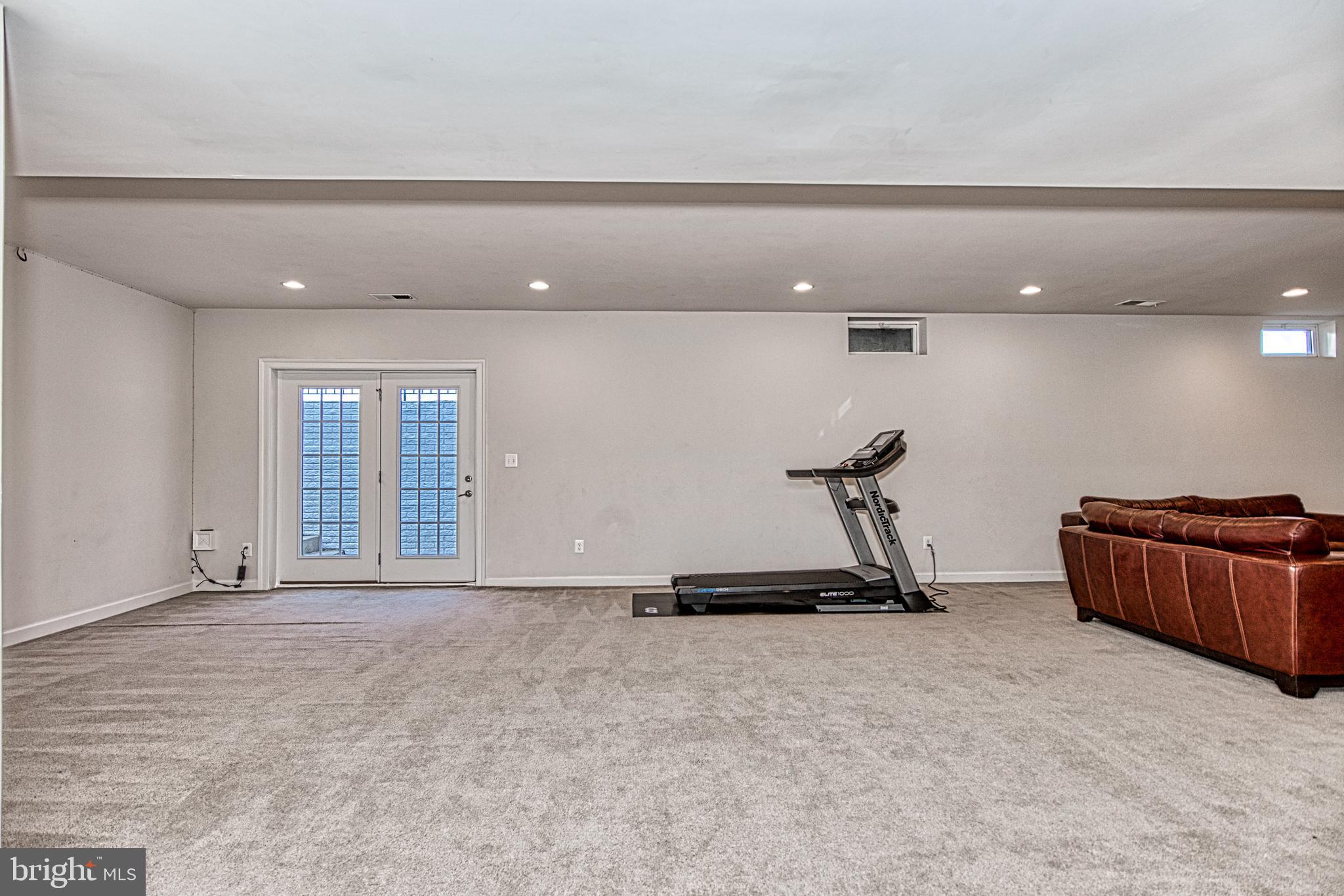 KIRKPATRICK WEST - Residential