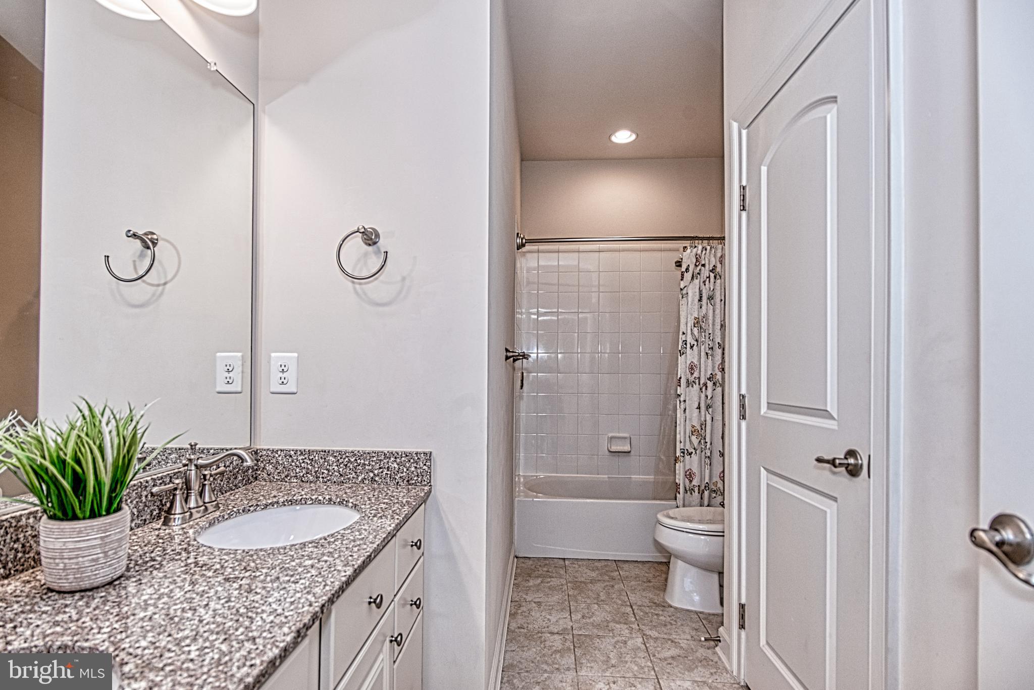 KIRKPATRICK WEST - Residential